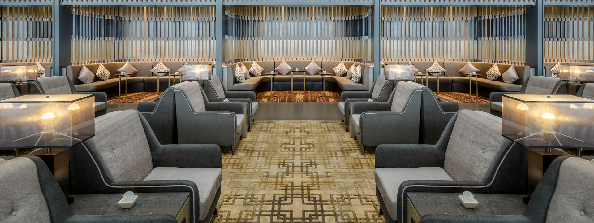 No. 77 China Eastern Plaza Premium Lounge Service at Shanghai Pudong International Airport (PVG) - Image 1