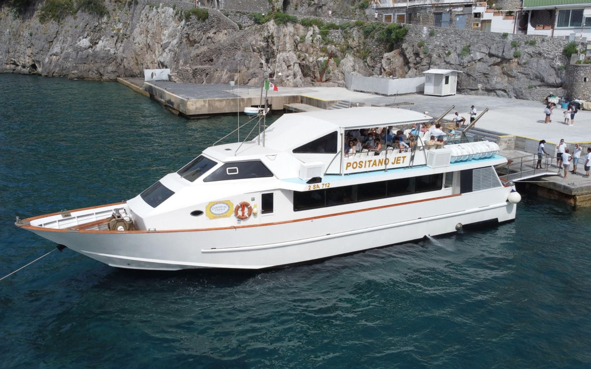 Naples-Amalfi Round Trip Fast Ferry Ticket - Thumbnail 6
