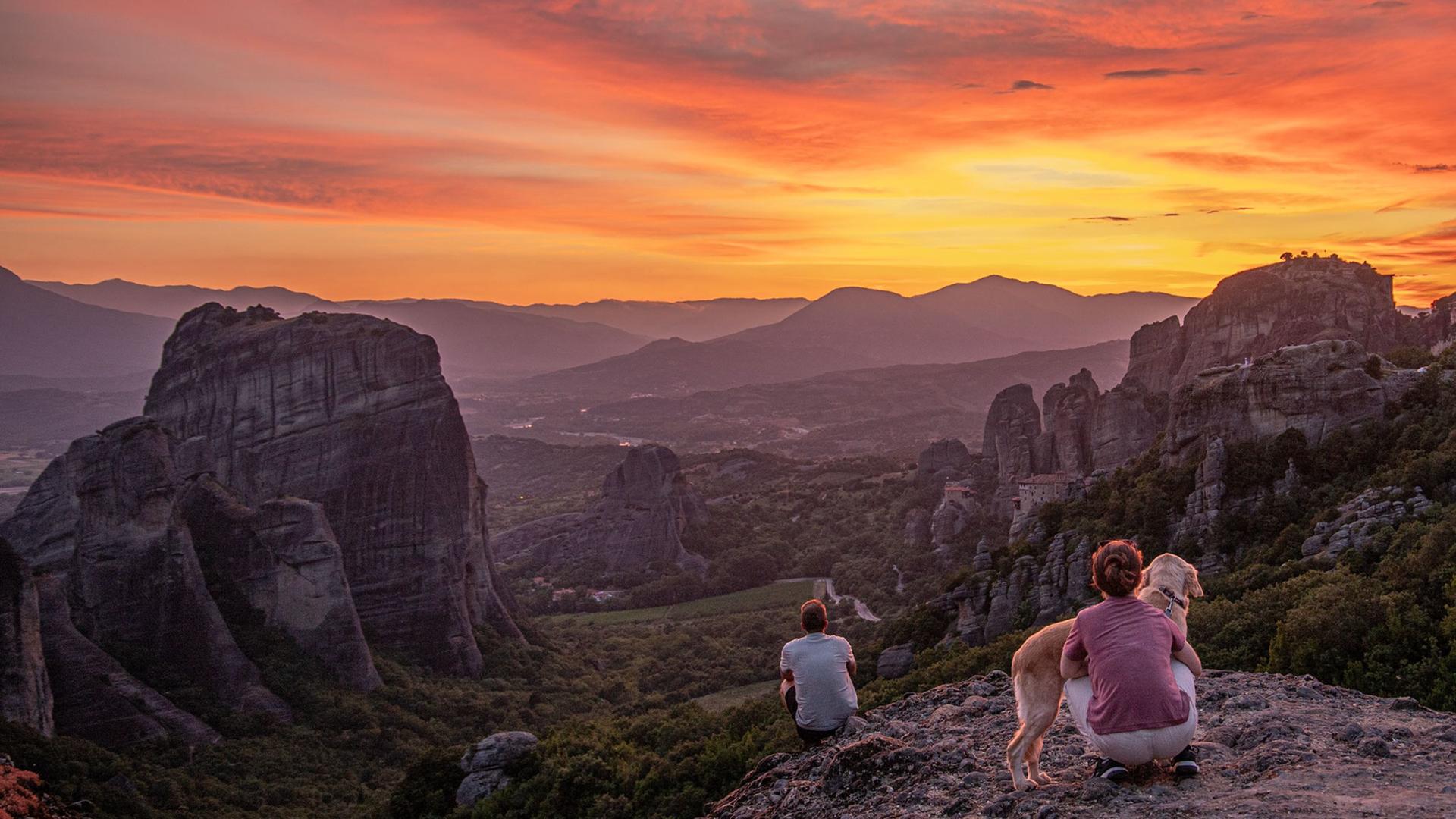 Meteora sunset tour with monastery and caves visit  - Thumbnail 8