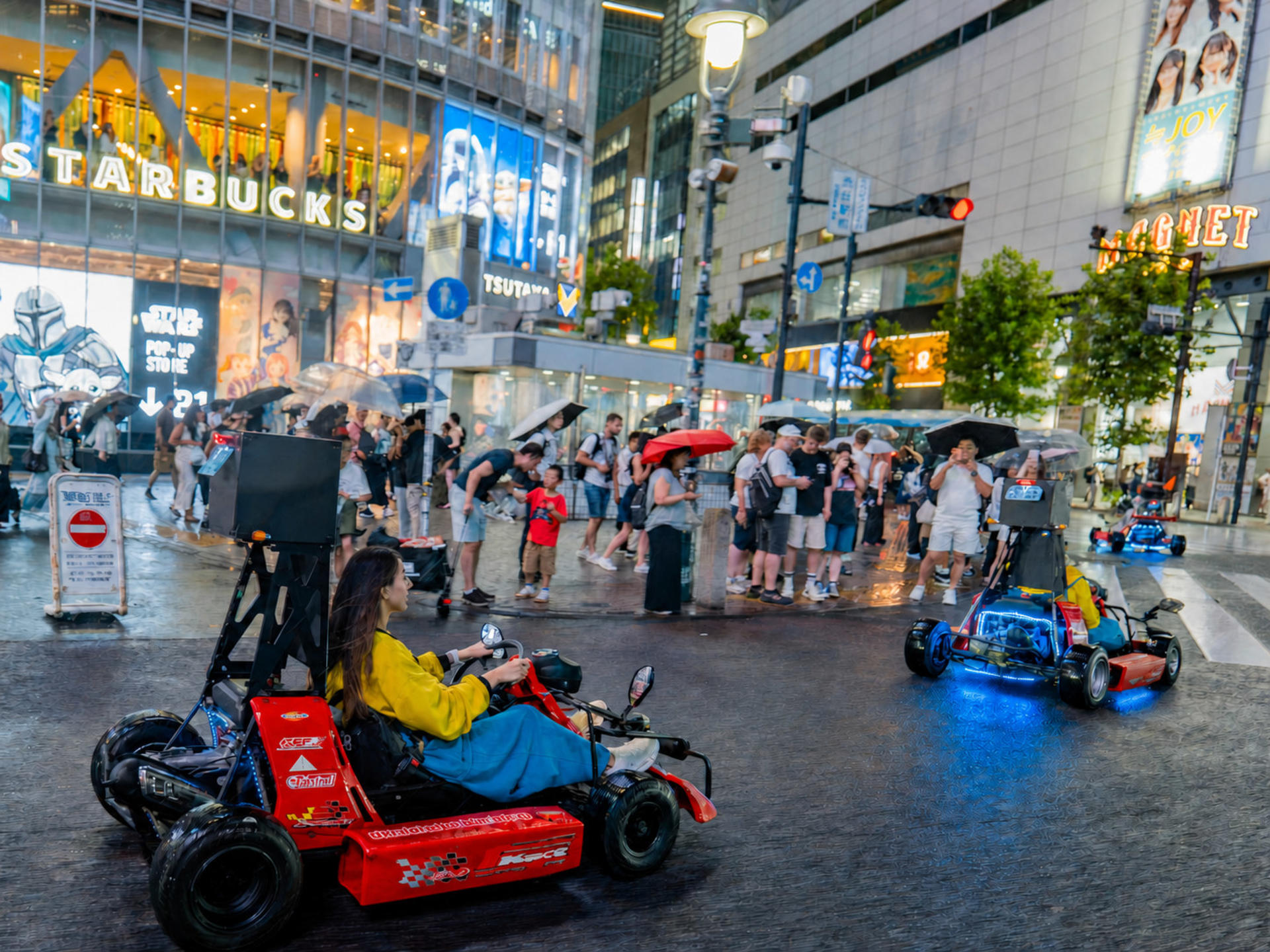 Shibuya Go Karting Experience by Akiba Kart Shibuya - Thumbnail 6