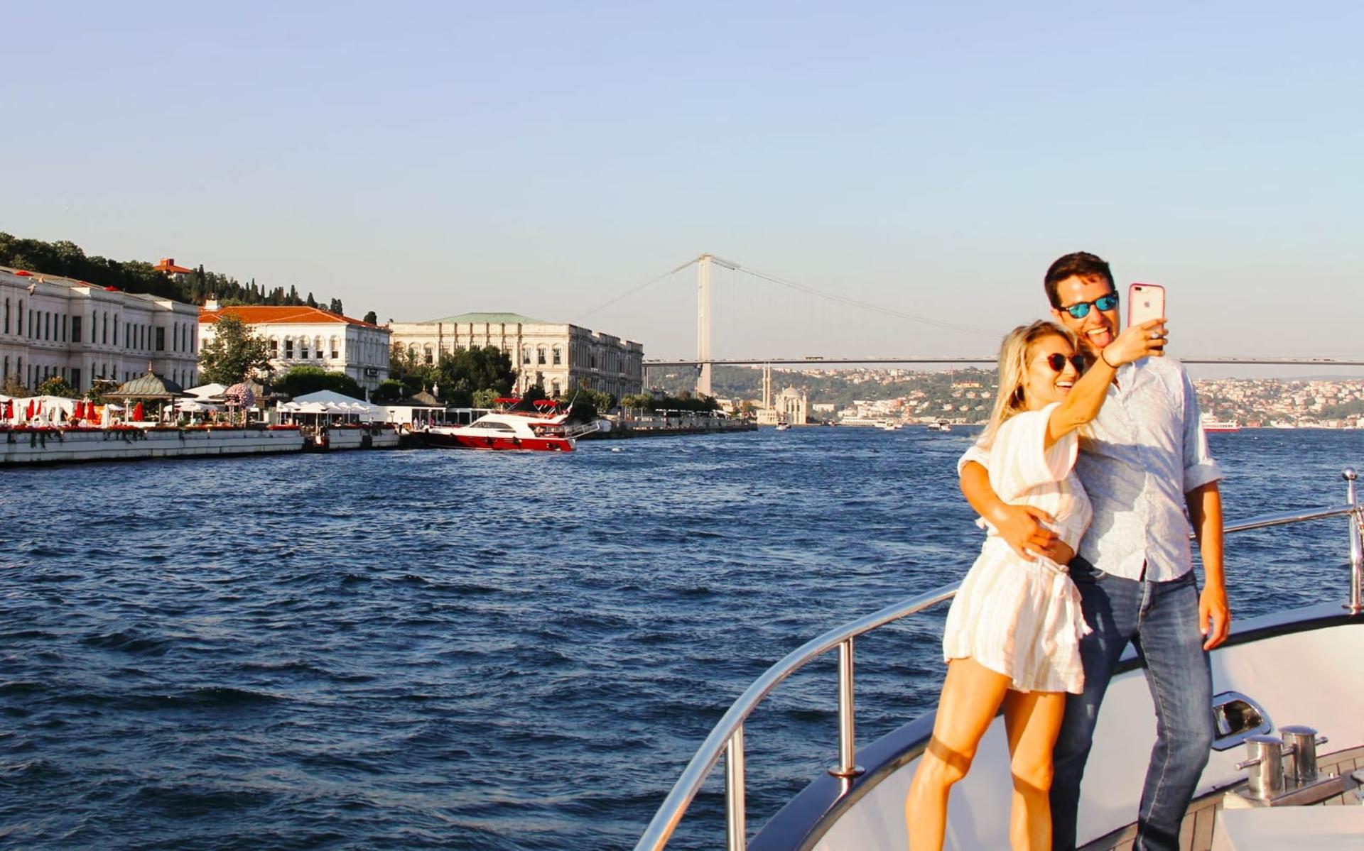 Istanbul Bosphorus Sunset Half-Day Cruise - Thumbnail 5