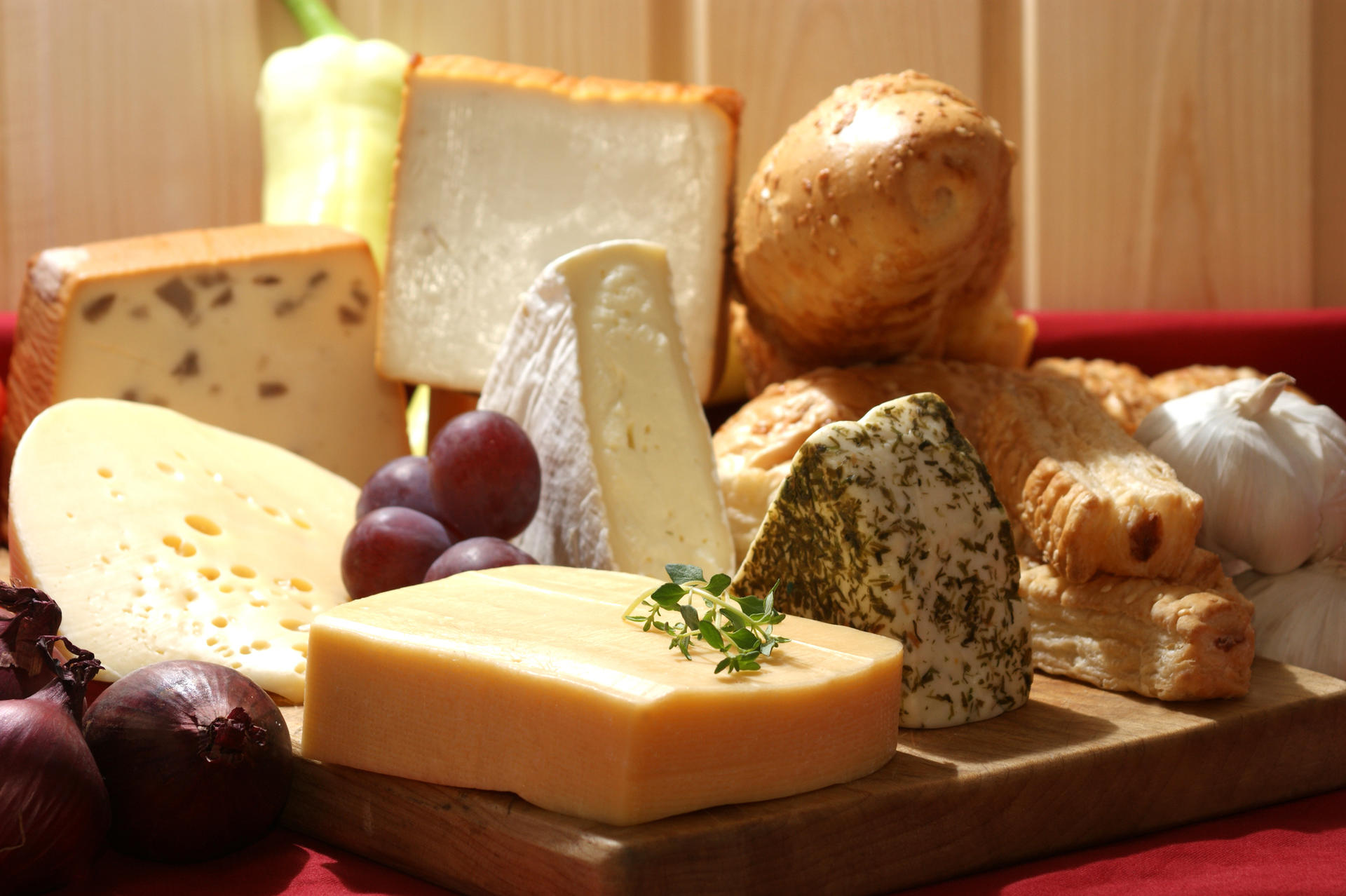 Heraklion 4-Hour Food and Wine Walking Tour - Thumbnail 2