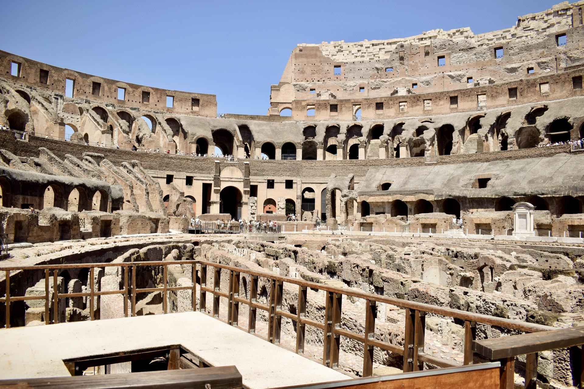 Rome: Colosseum, Palatine Hill and Roman Forum Guided Tour  - Thumbnail 10