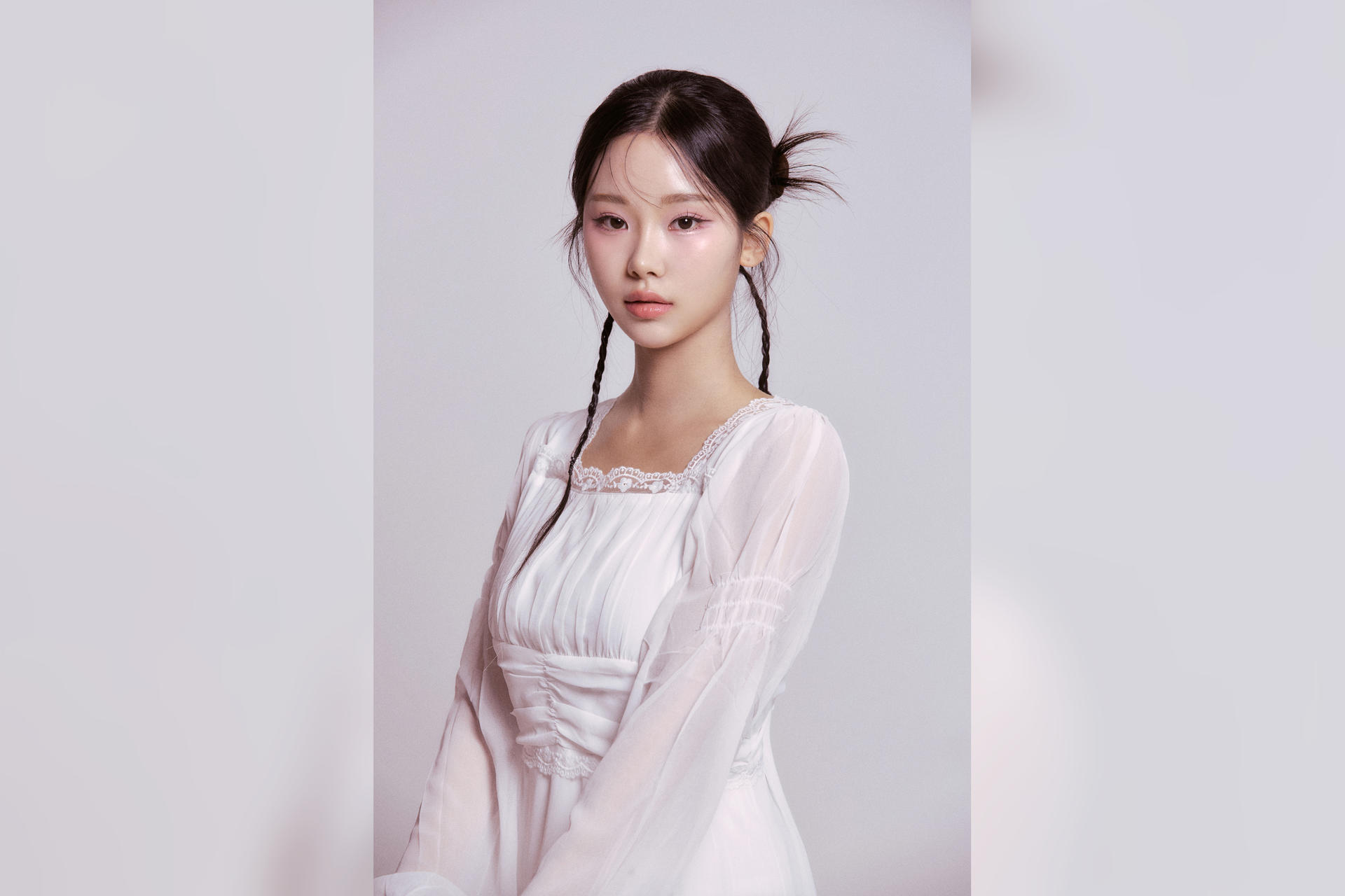 Seoul Korean-Style Profile & ID Photoshoot at Studio Moki Apgujeong - Thumbnail 2