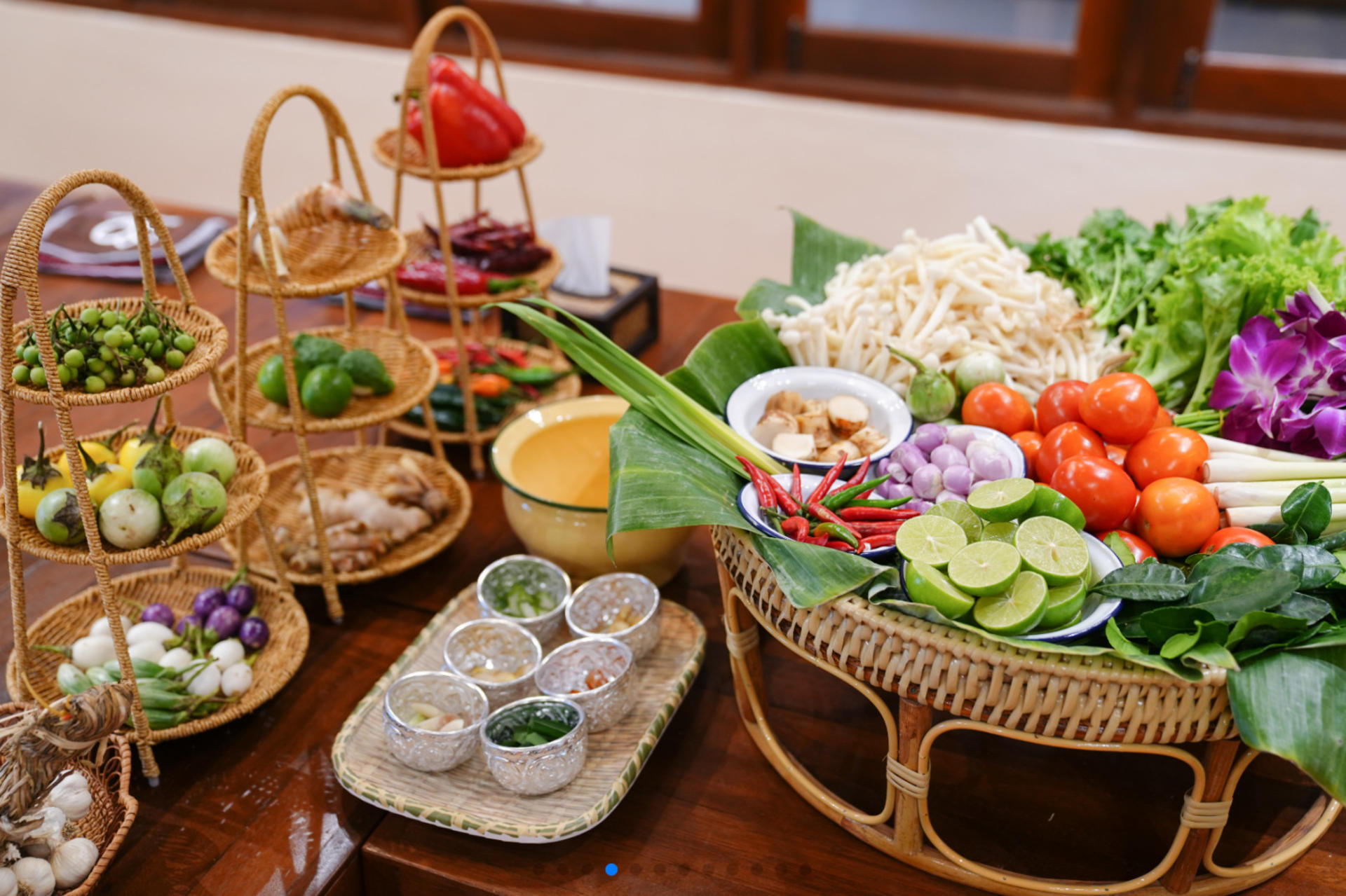 White Lotus Thai Cooking Class in Bangkok - Image 1