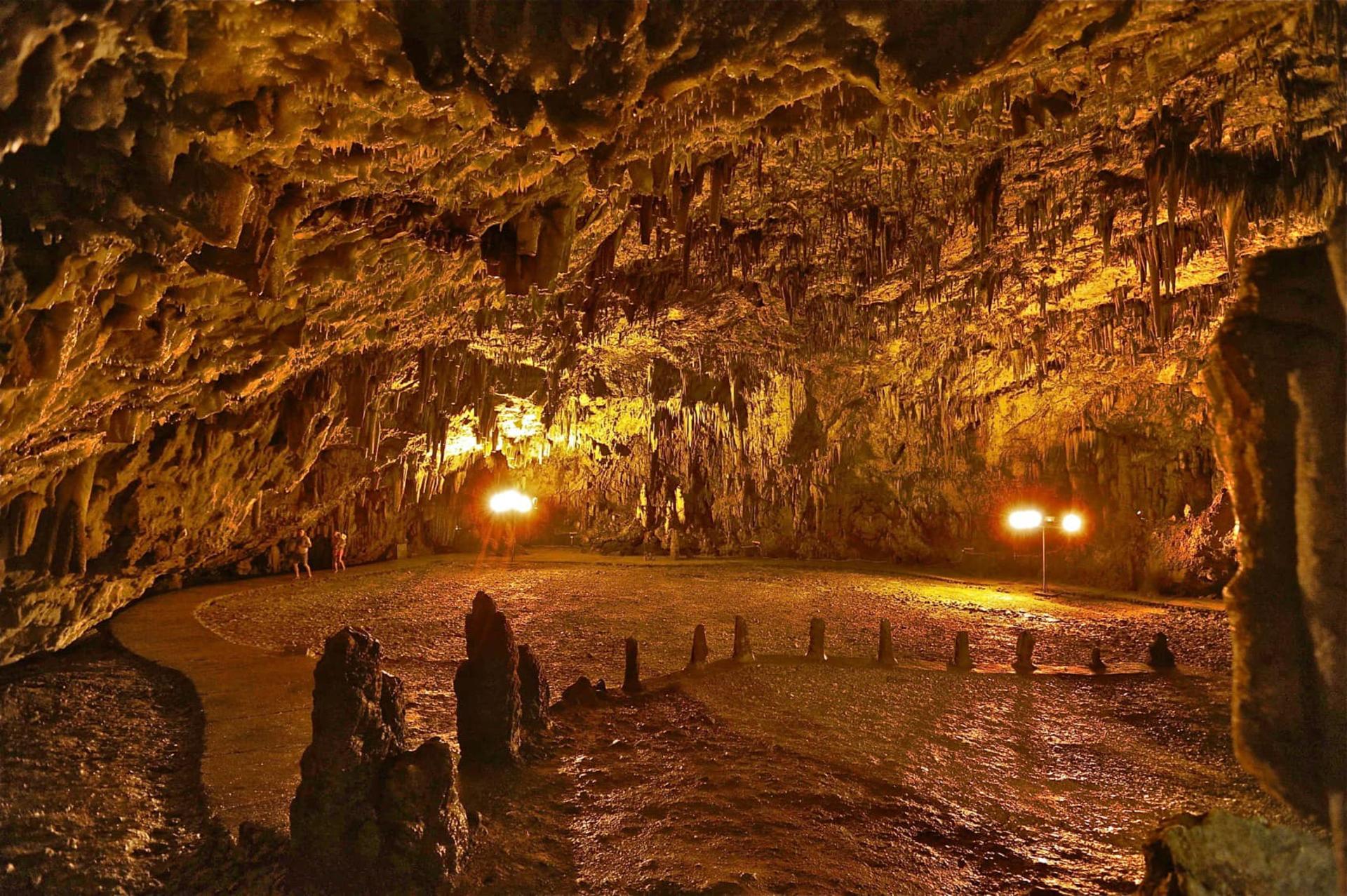 Kefalonia Drogarati Cave & Melissani Lake Half-Day Tour with Guide - Thumbnail 3