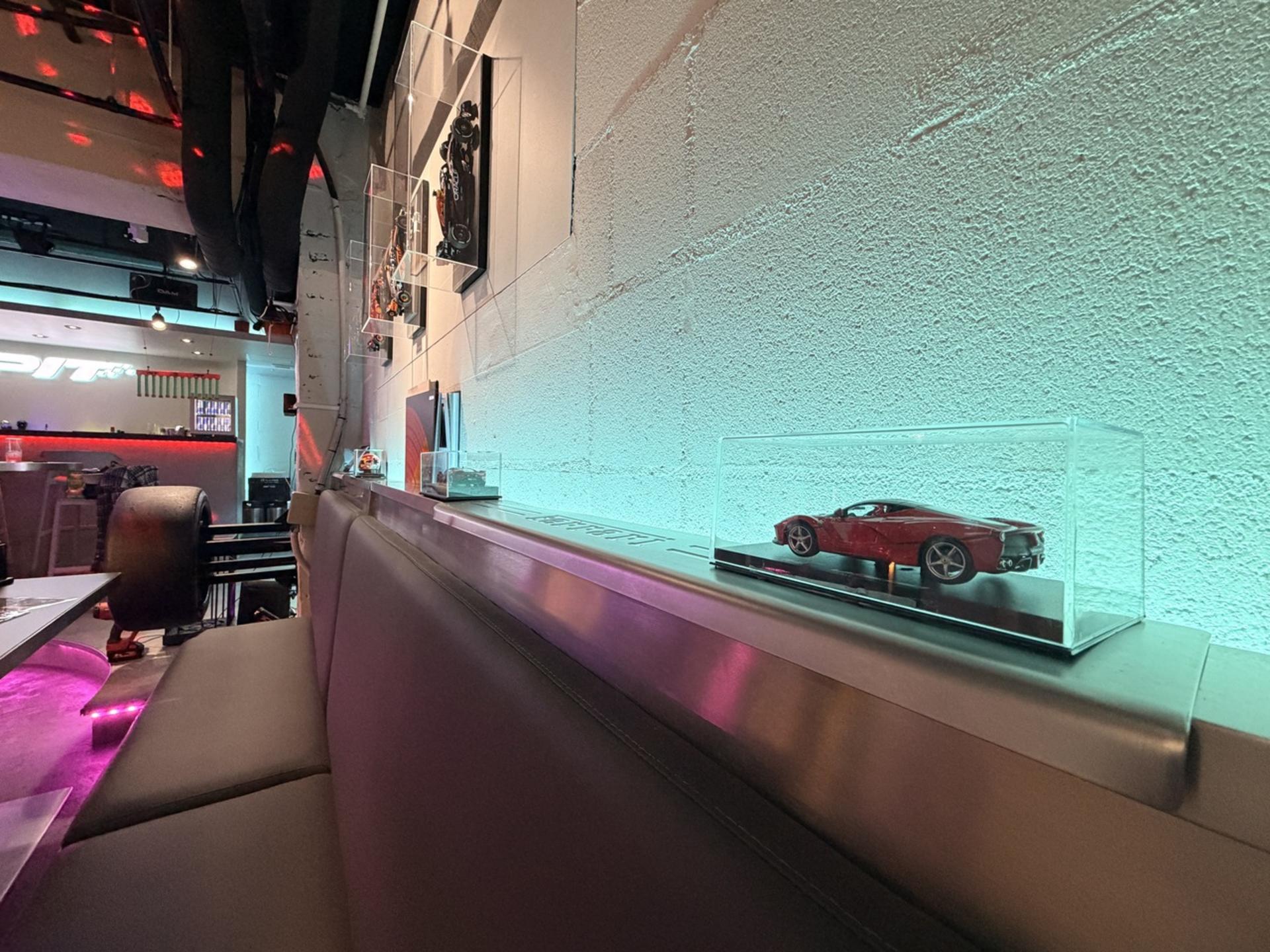 Tokyo Akasaka: PIT BAR – Pit Stop Challenge &4WD Building! - Thumbnail 14