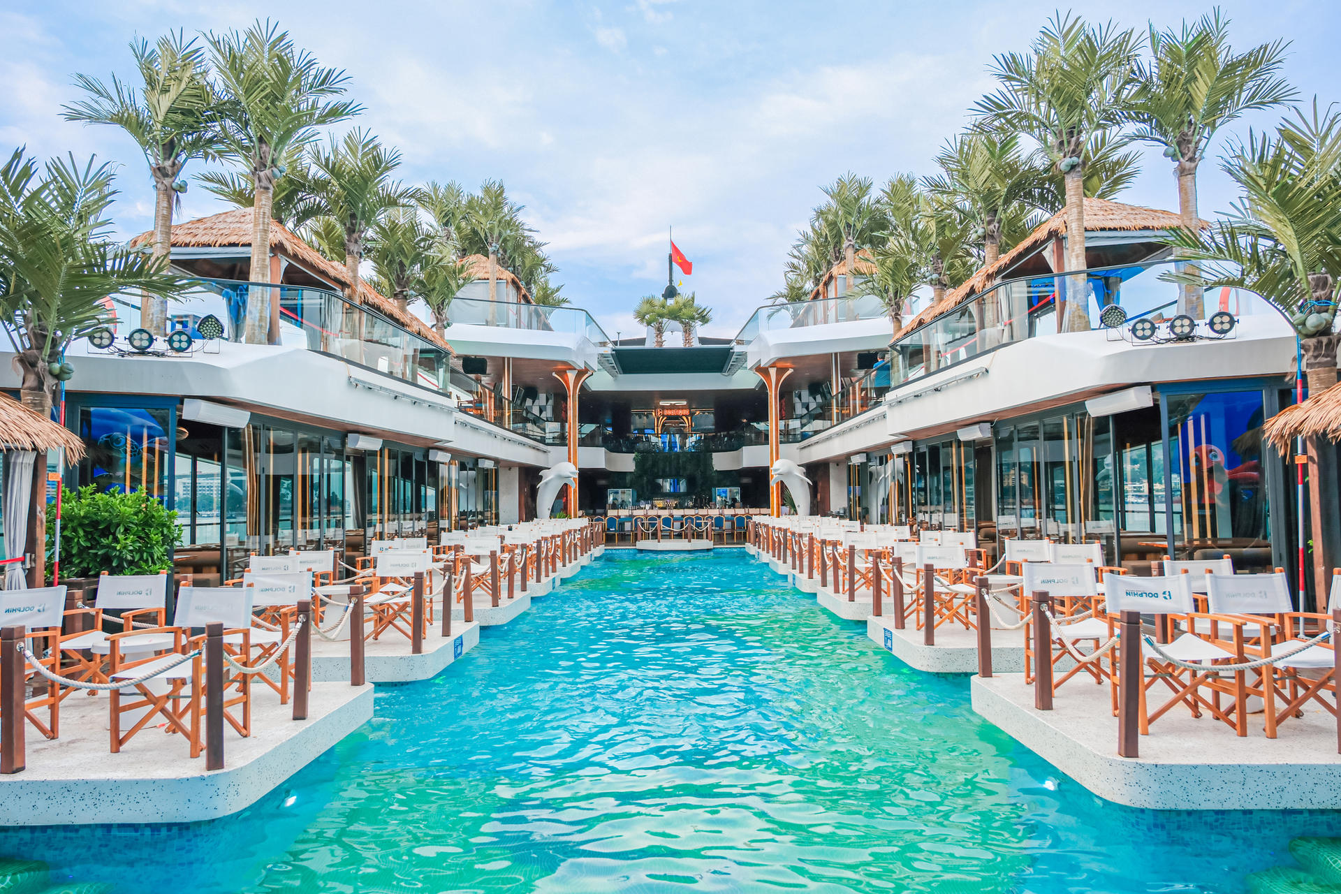 Dolphin Day Cruise: Ha Long, Sung Sot, Ti Top with Luxury Transfer - Thumbnail 11