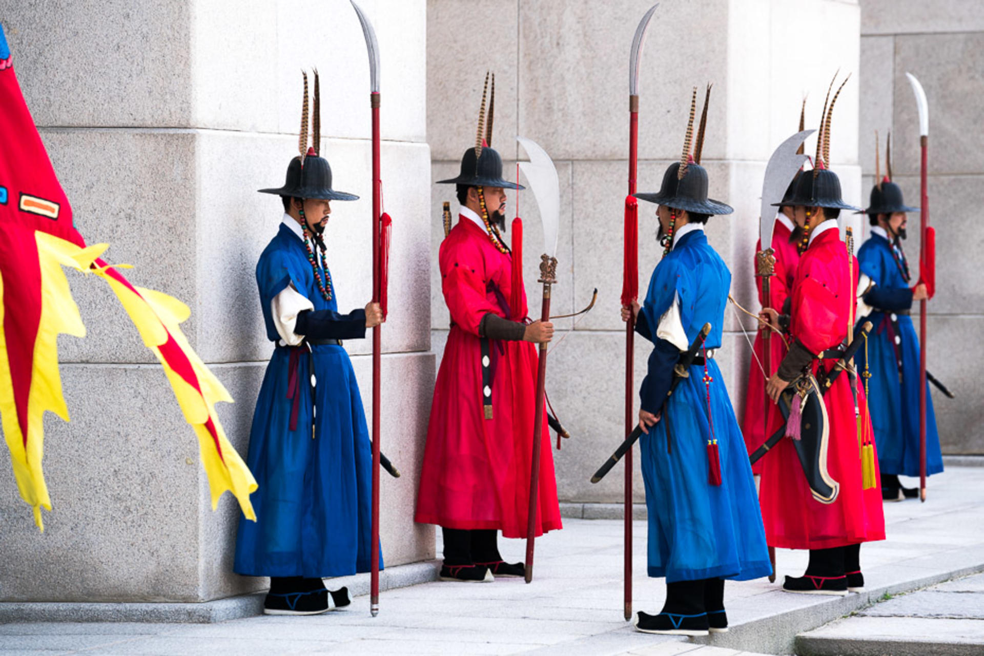 Seoul Gyeongbok Palace Half-Day Small Group Tour - Thumbnail 13