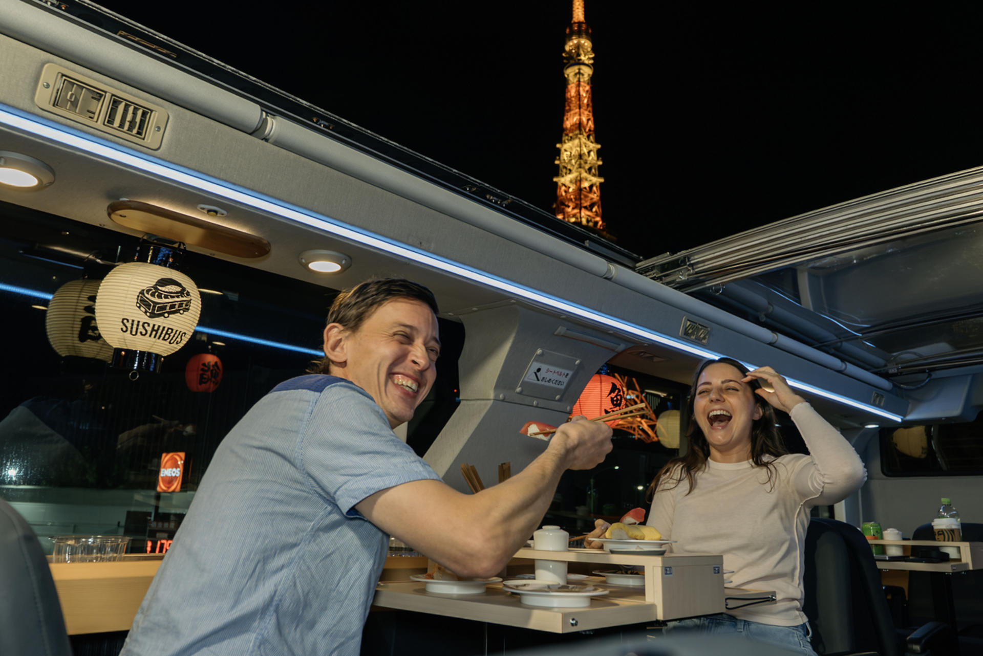 Tokyo: SUSHI BUS 1Hour Sightseeing Bus Tour with Conveyor-Belt Sushi - Thumbnail 5