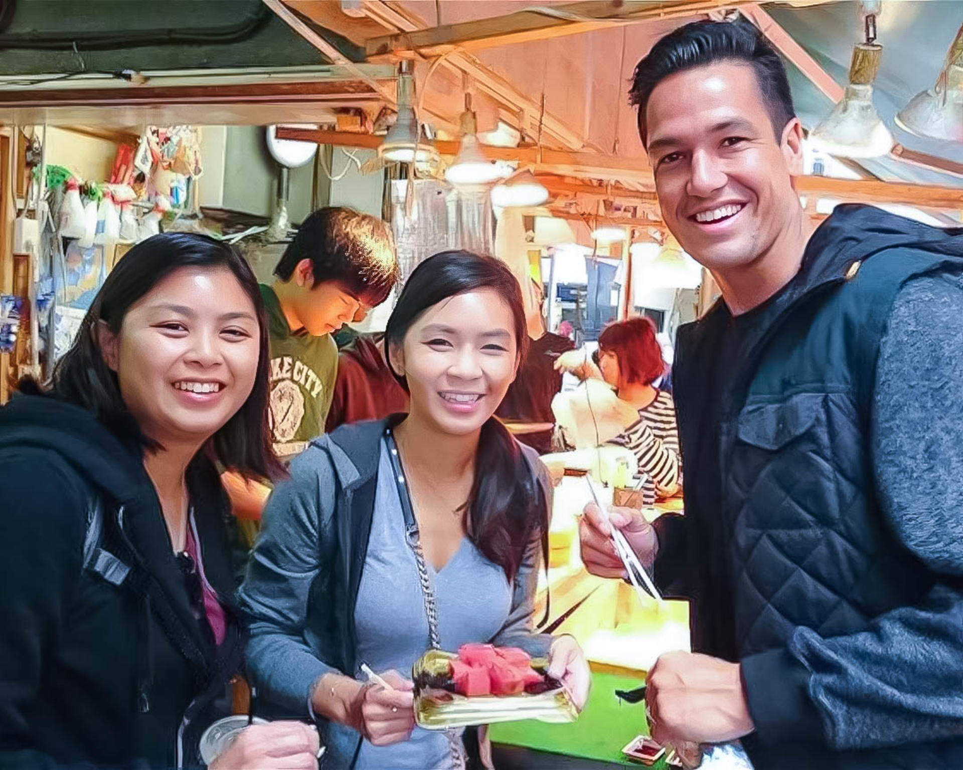 Tokyo Tsukiji Outer Market Half-Day Tour with Sushi Making - Thumbnail 30