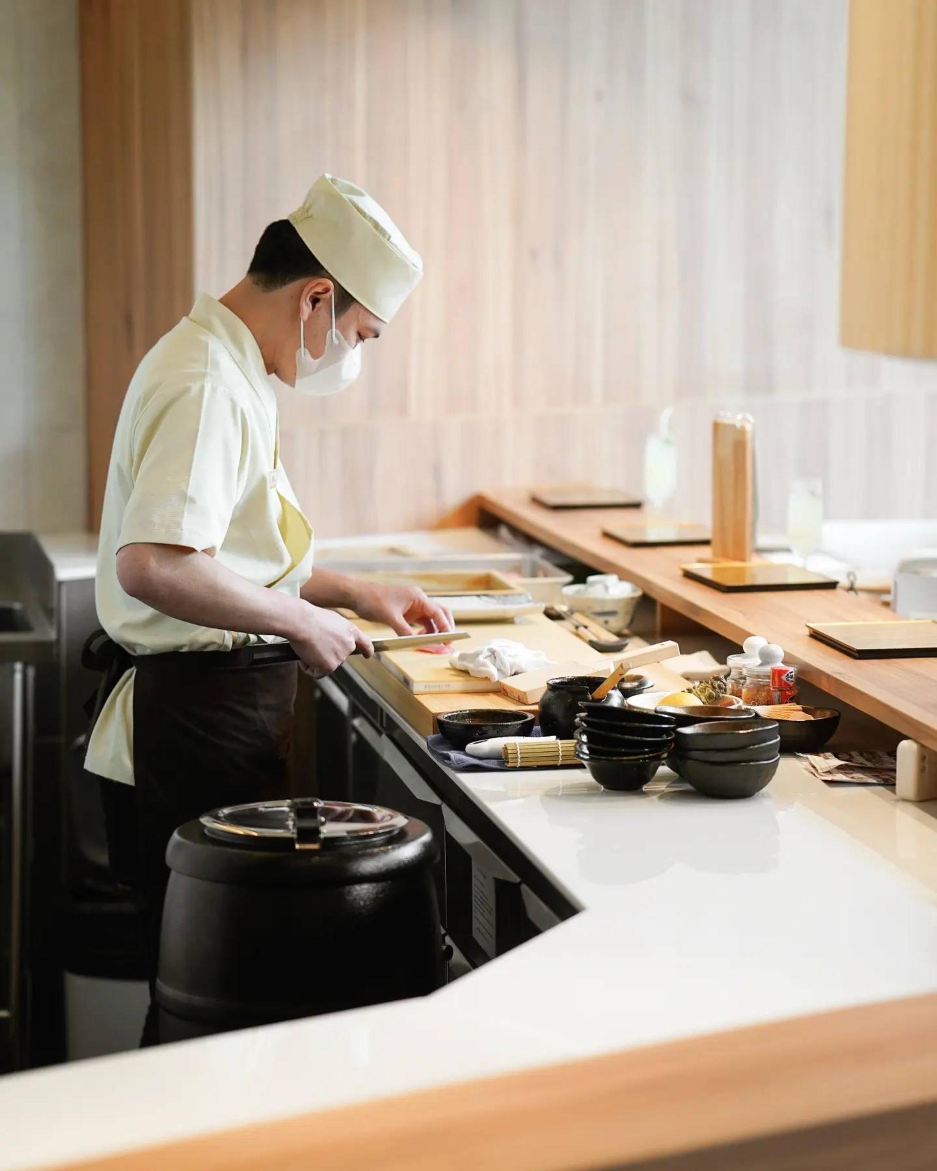 OJI Omakase at Amanta Hotel & Residence Sathorn - Thumbnail 2