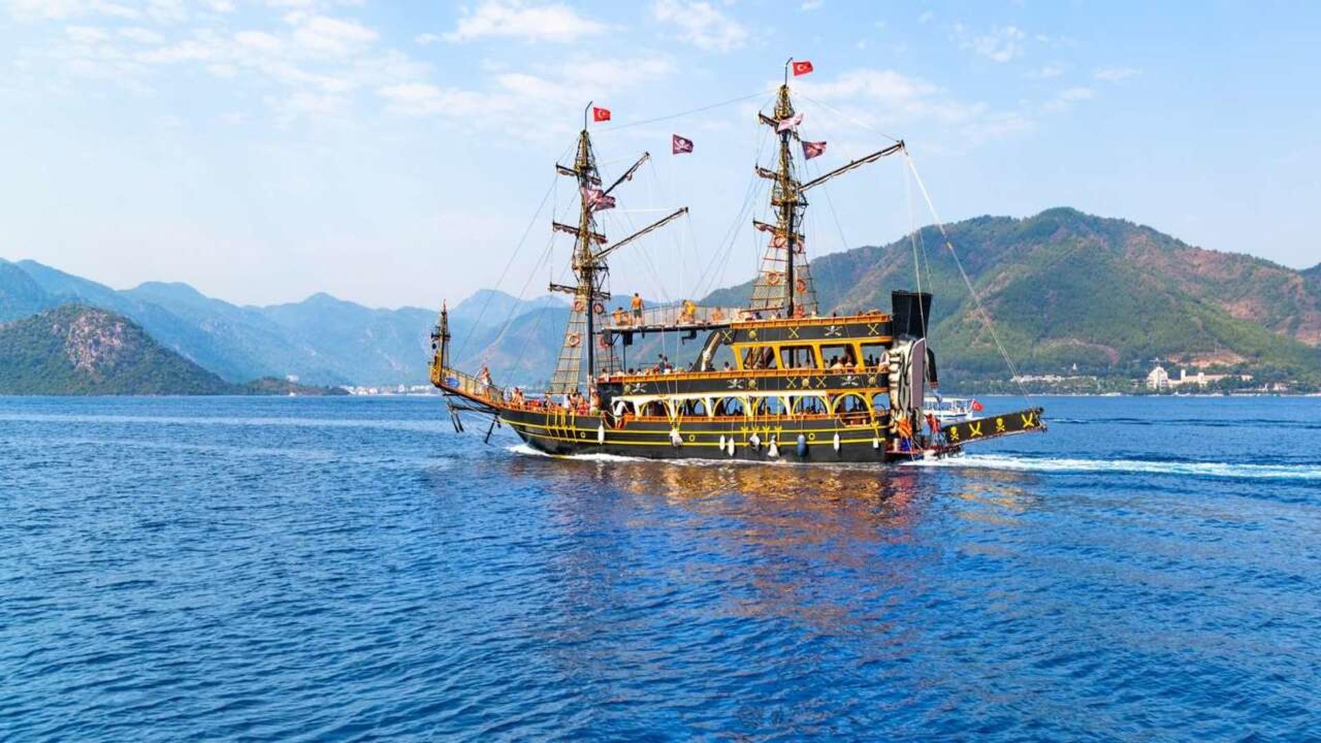Antalya Kemer Marina Full-Day Small Group Pirate Boat Trip - Thumbnail 4