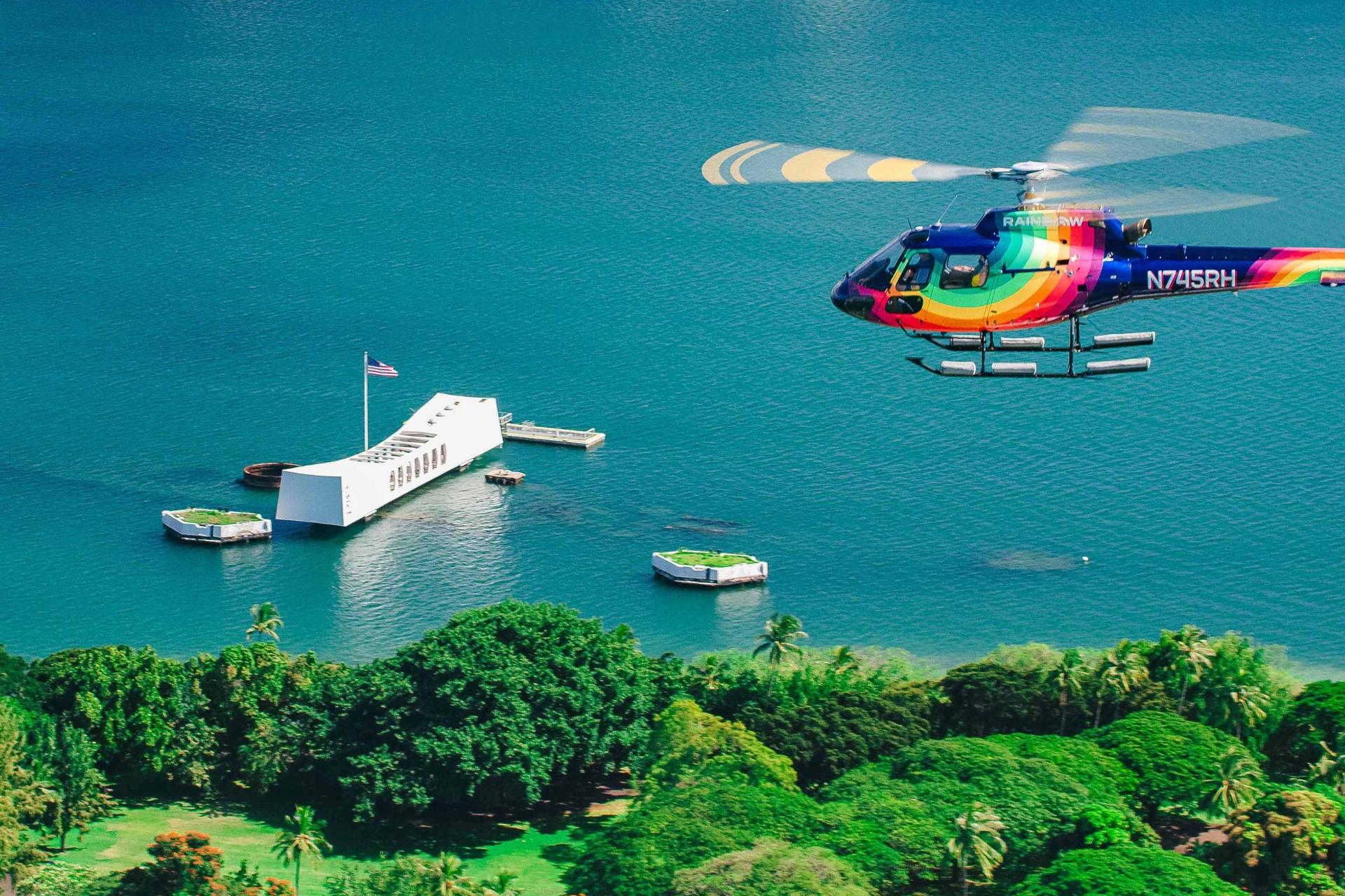 Isle Sights Unseen 45 Minutes Helicopter Doors On/Doors Off Tour - Thumbnail 13