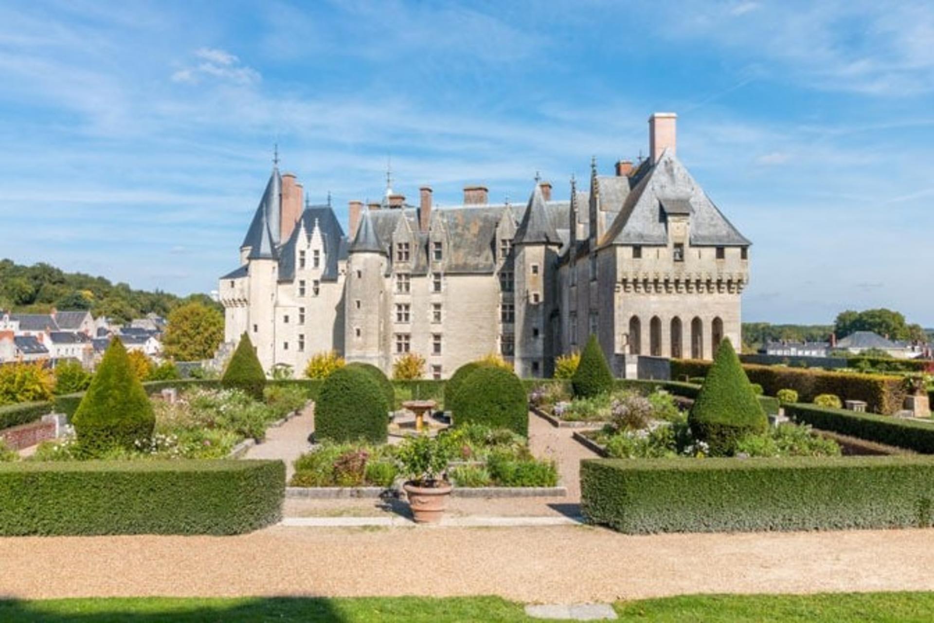 3D2N Normandy, Mont Saint-Michel, Loire Valley Chateaux Tour - Thumbnail 4