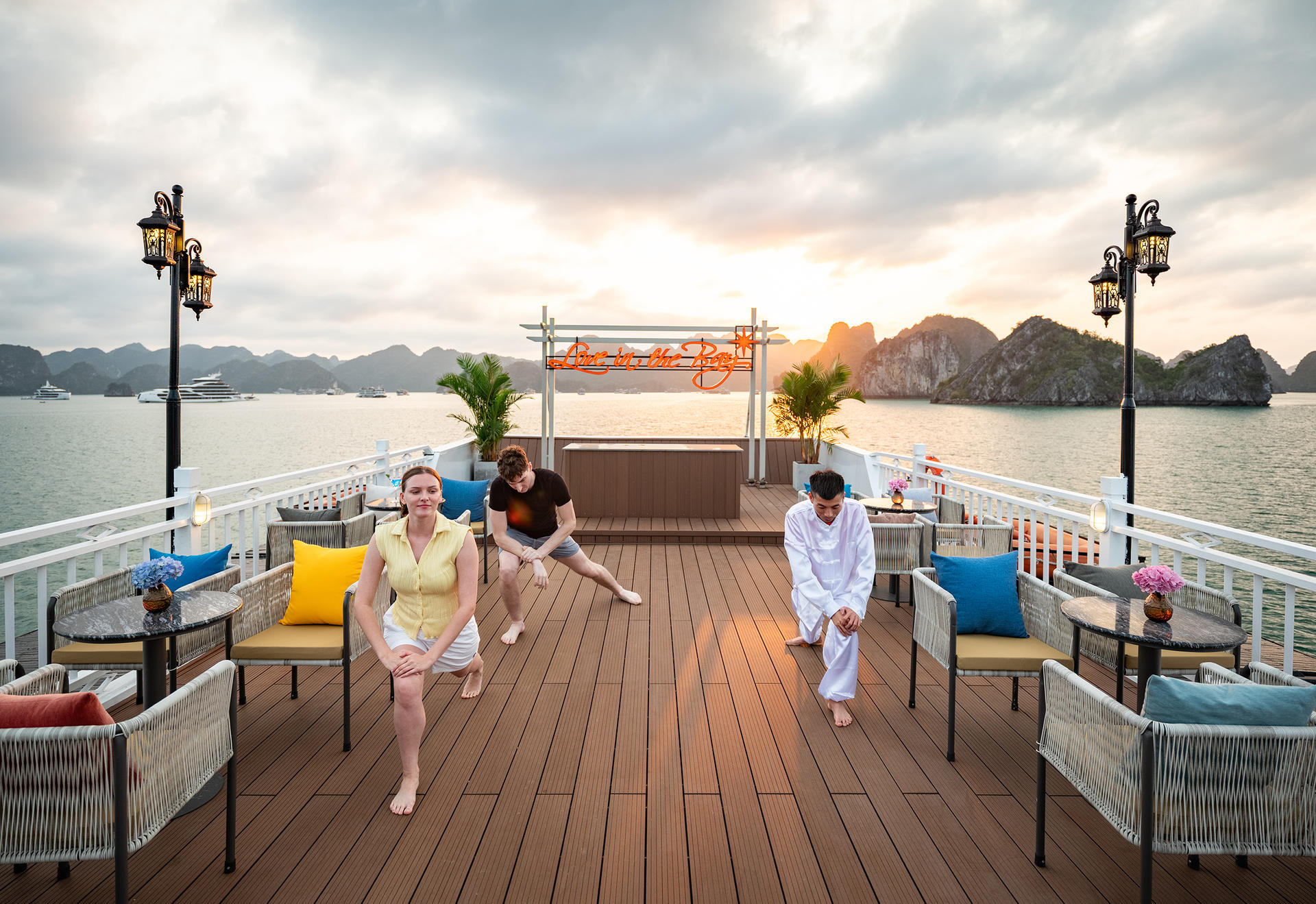 Cozy Bay Grand 2D1N Cruise: Ha Long Bay, Sung Sot, Ti Top - Thumbnail 16