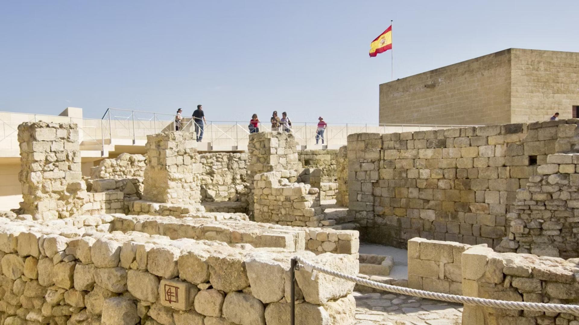 Fortress of La Mota ticket in Alcala la Real - Thumbnail 2