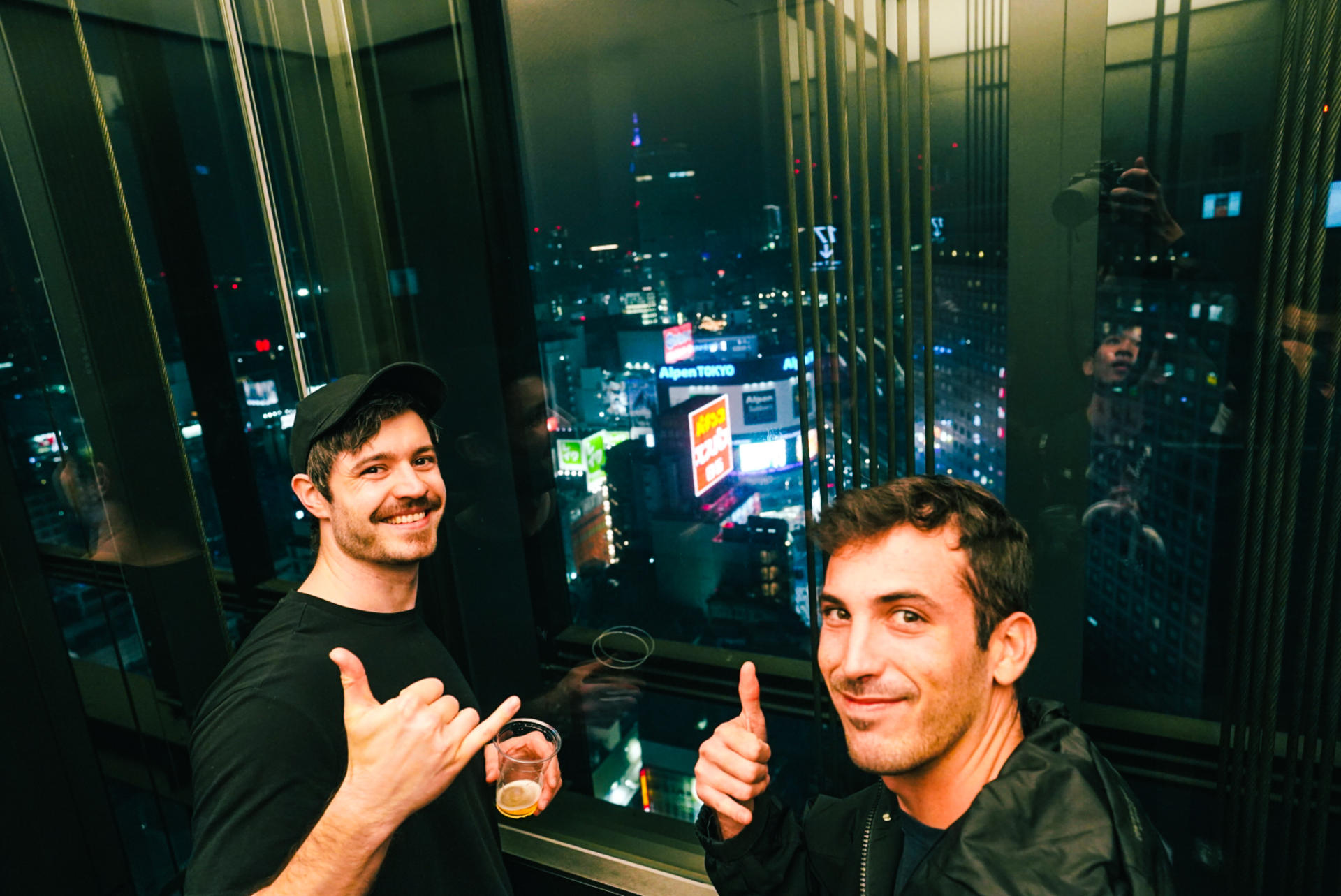 Tokyo by Night City Exploration Photography Tour - Thumbnail 76