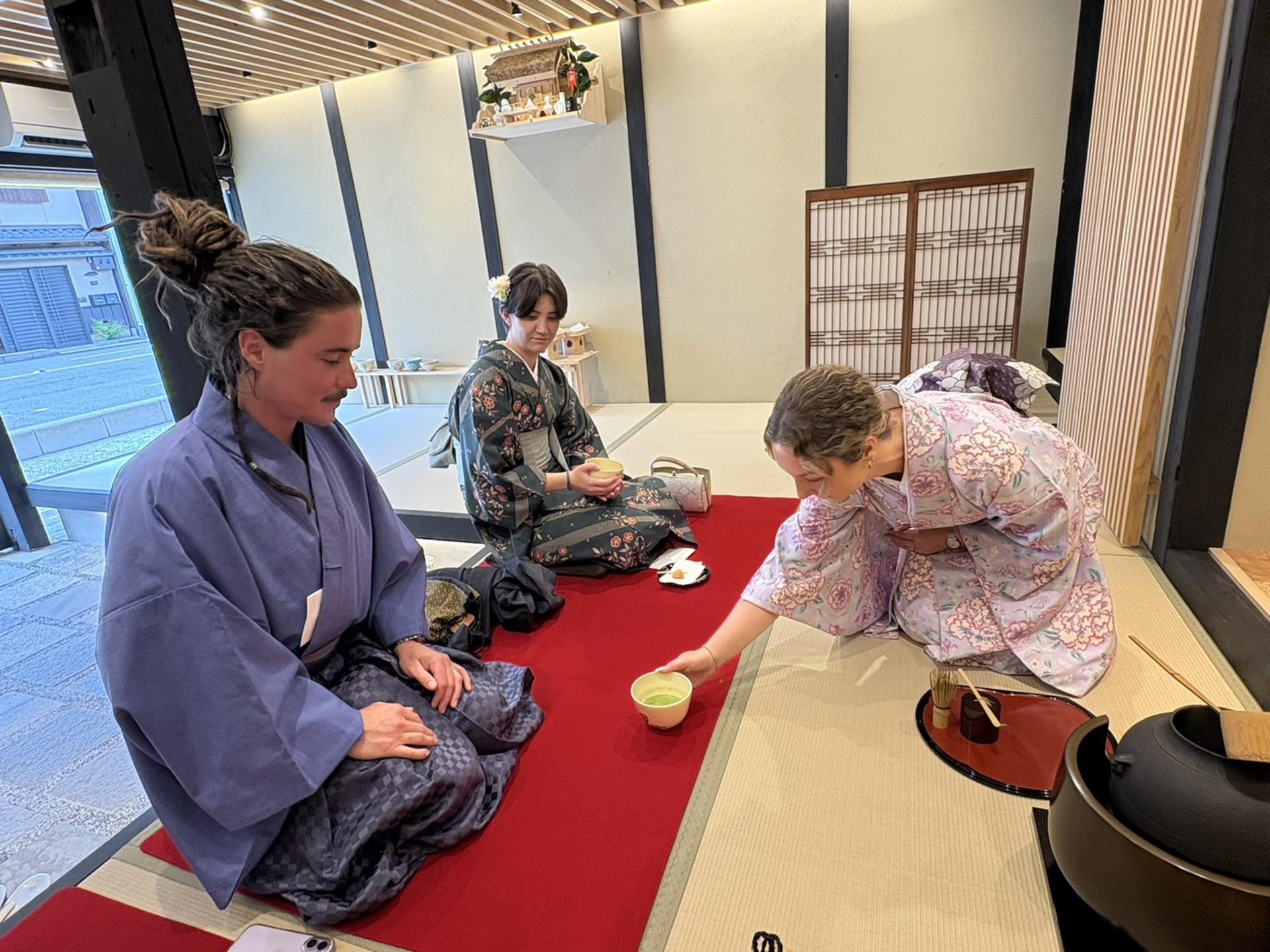 Kyoto: Tea ceremony & Kimono Rental【OKADA Japan culture center】 - Thumbnail 5