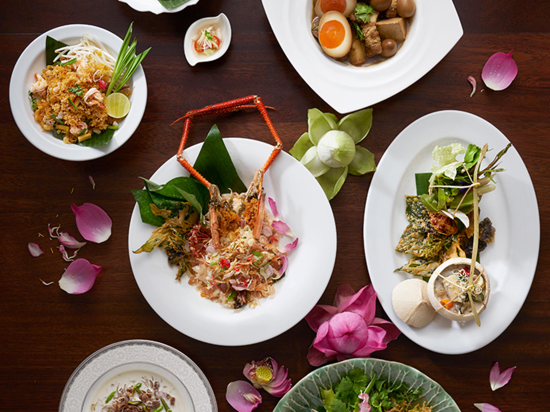 Baan Suriyasai @Surawongse Authentic Thai Cuisine - Thumbnail 28