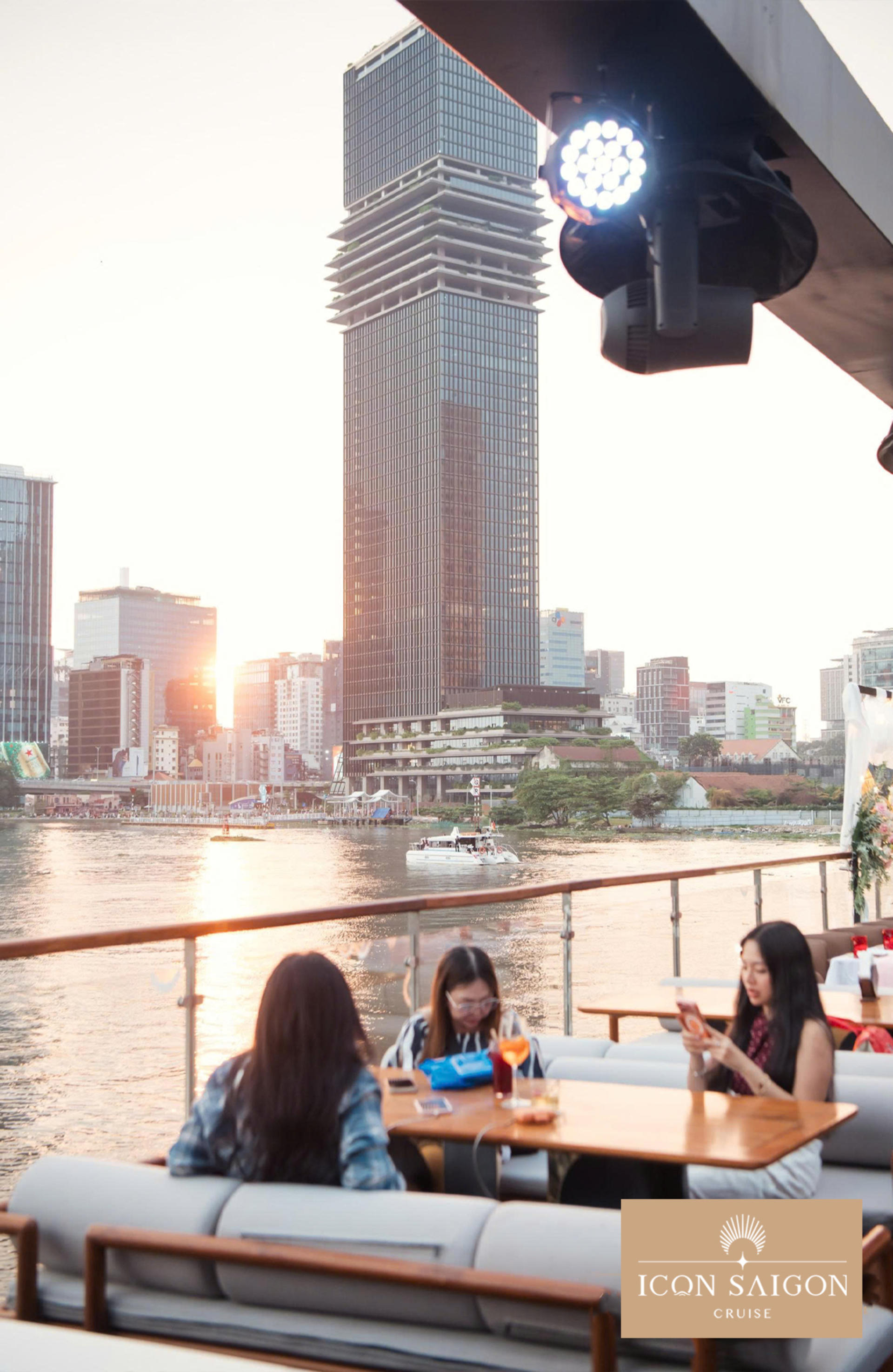 Experience Saigon River Sunset on Luxury Icon Saigon Cruise - Thumbnail 7