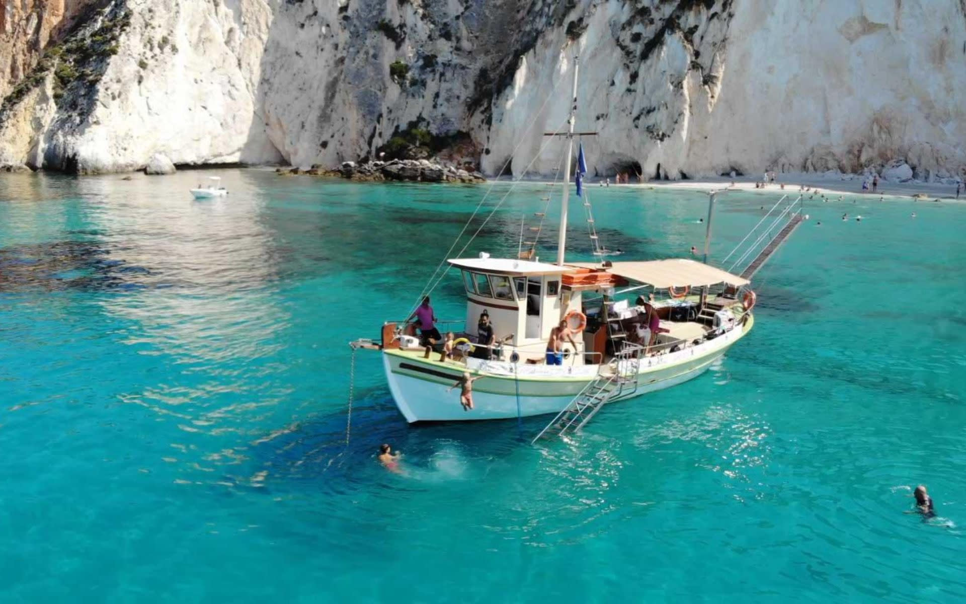 Kefalonia Boat Excursion with Lunch and Wine from Argostoli - Image 1