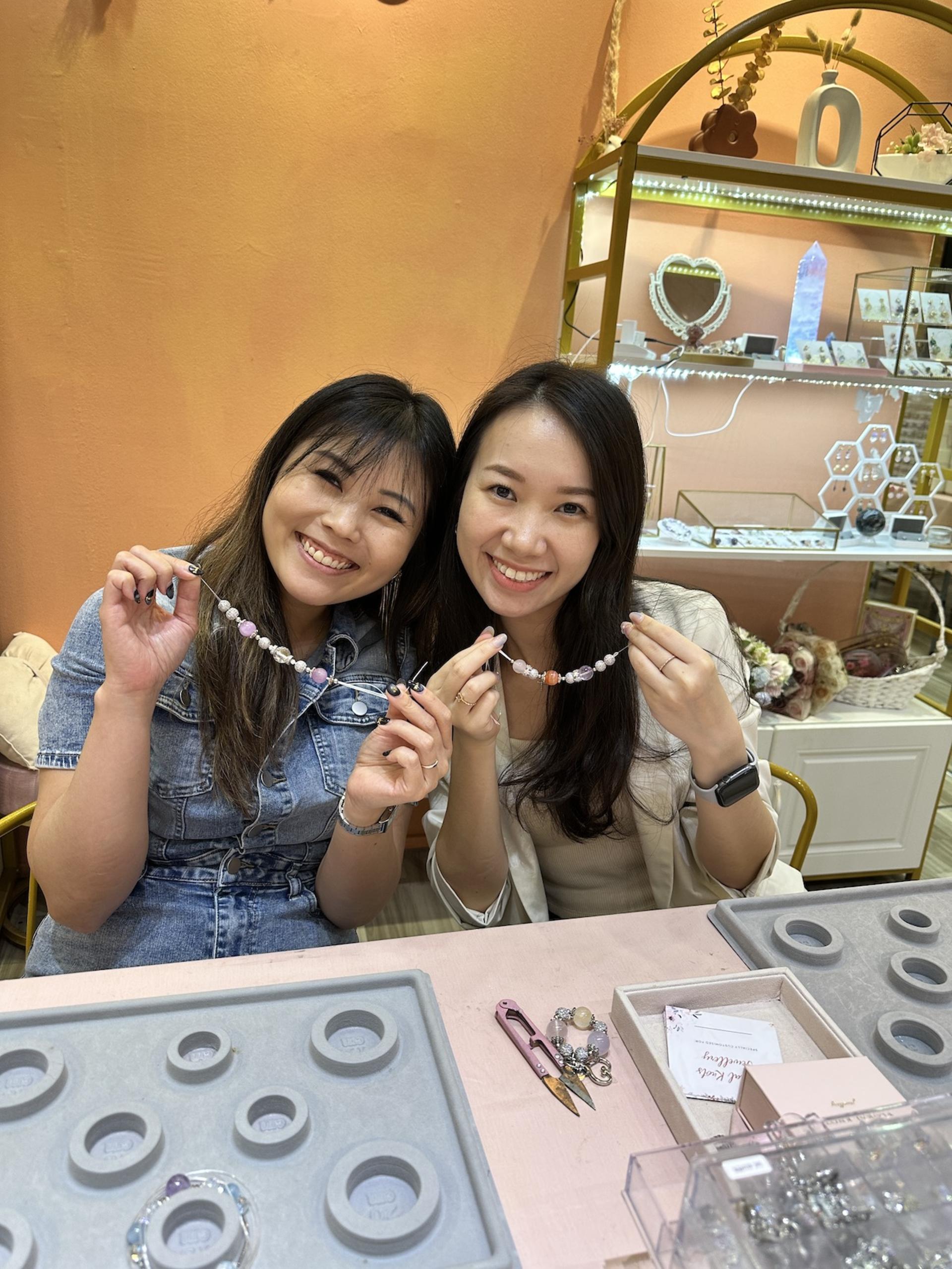 Gemstone Bracelet Workshop by Floral Knots at Orchard Gateway - Thumbnail 2