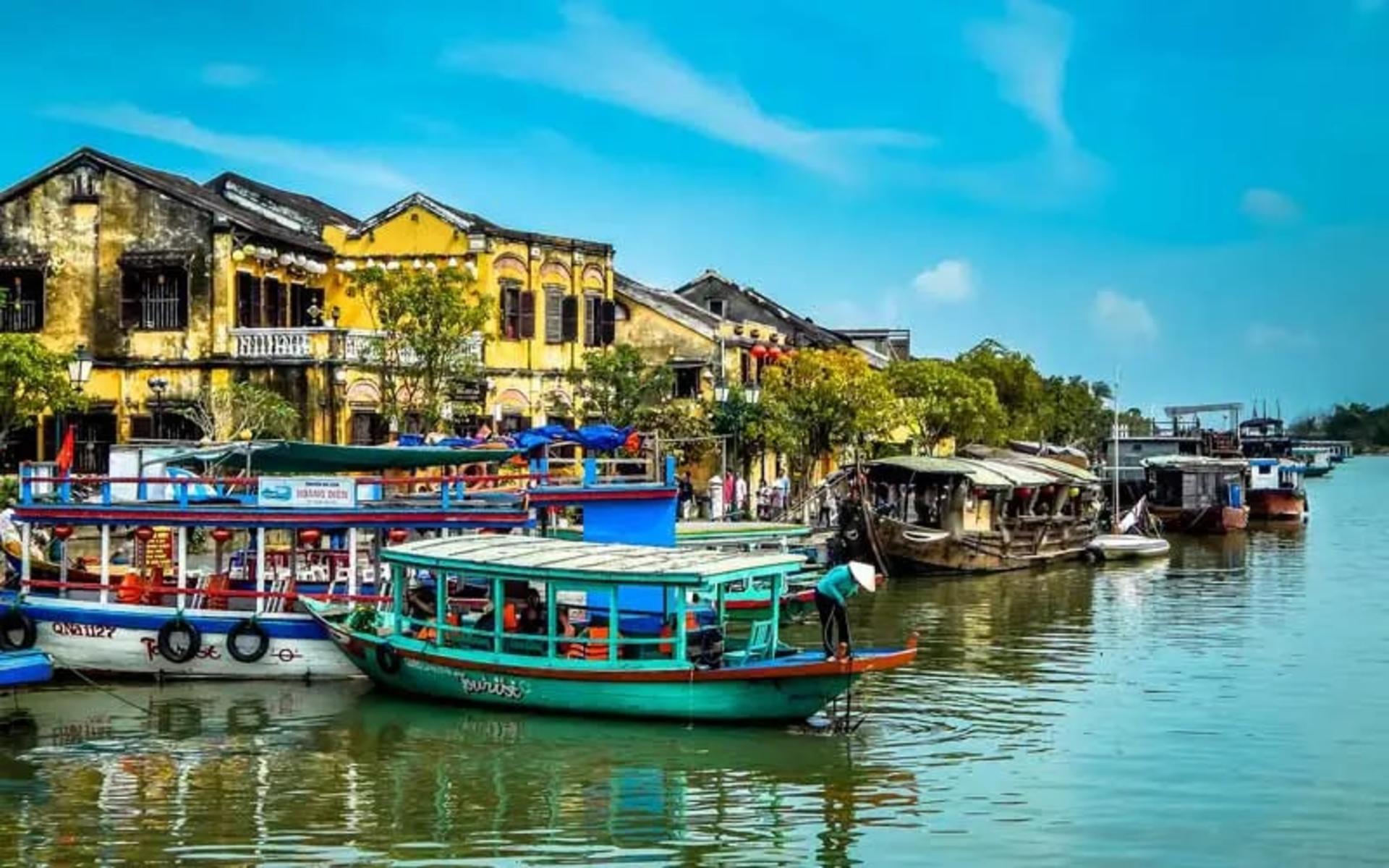 Hoi An : Coconut Basket Boat , River Cruise and Making Lantern Class - Thumbnail 5