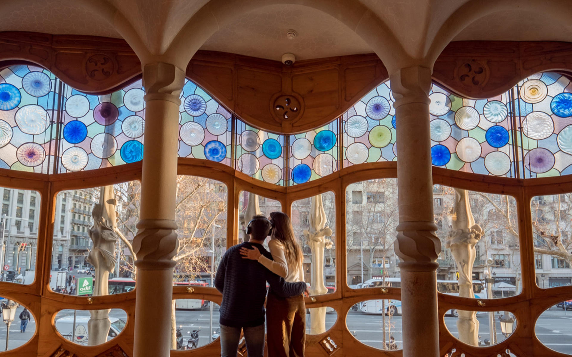 Casa Batllo Night Visit & Optional Rooftop Concert - Thumbnail 2