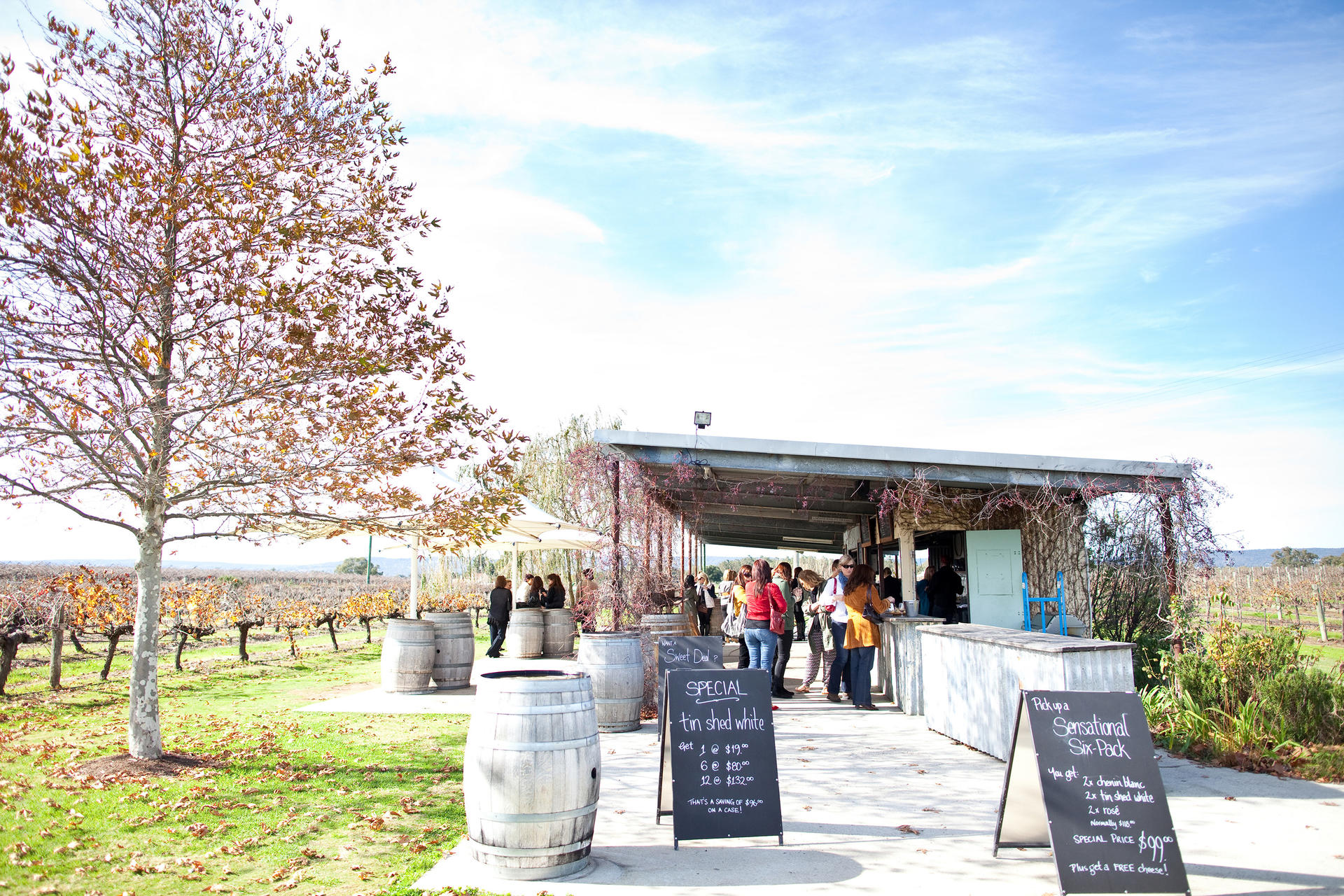 Swan Valley Wineries Public Coach Day Tour - Thumbnail 2