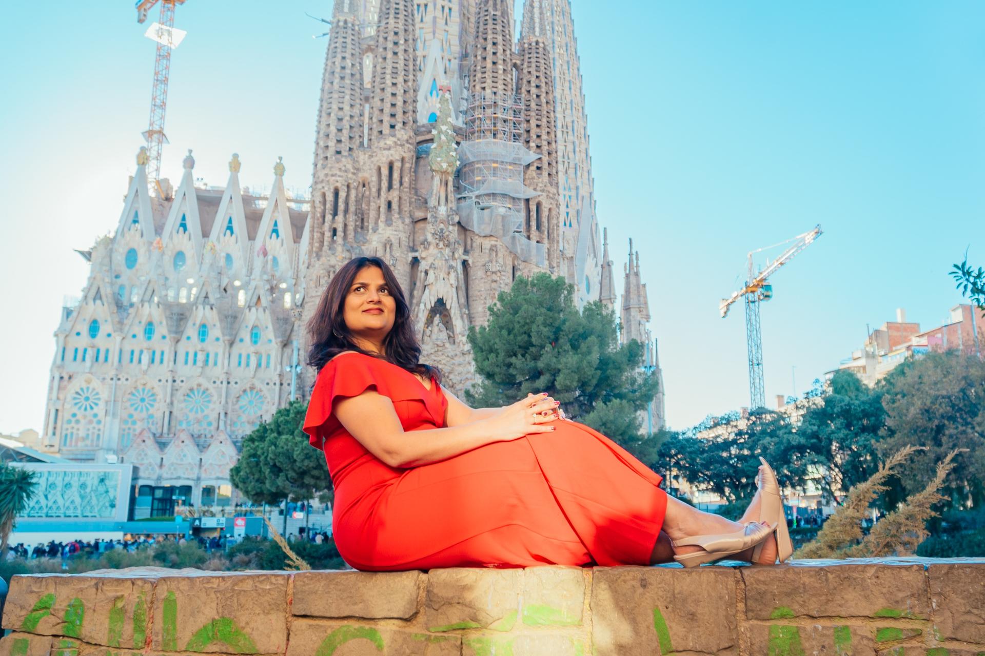 Private Professional Photoshoot in Barcelona - Thumbnail 4