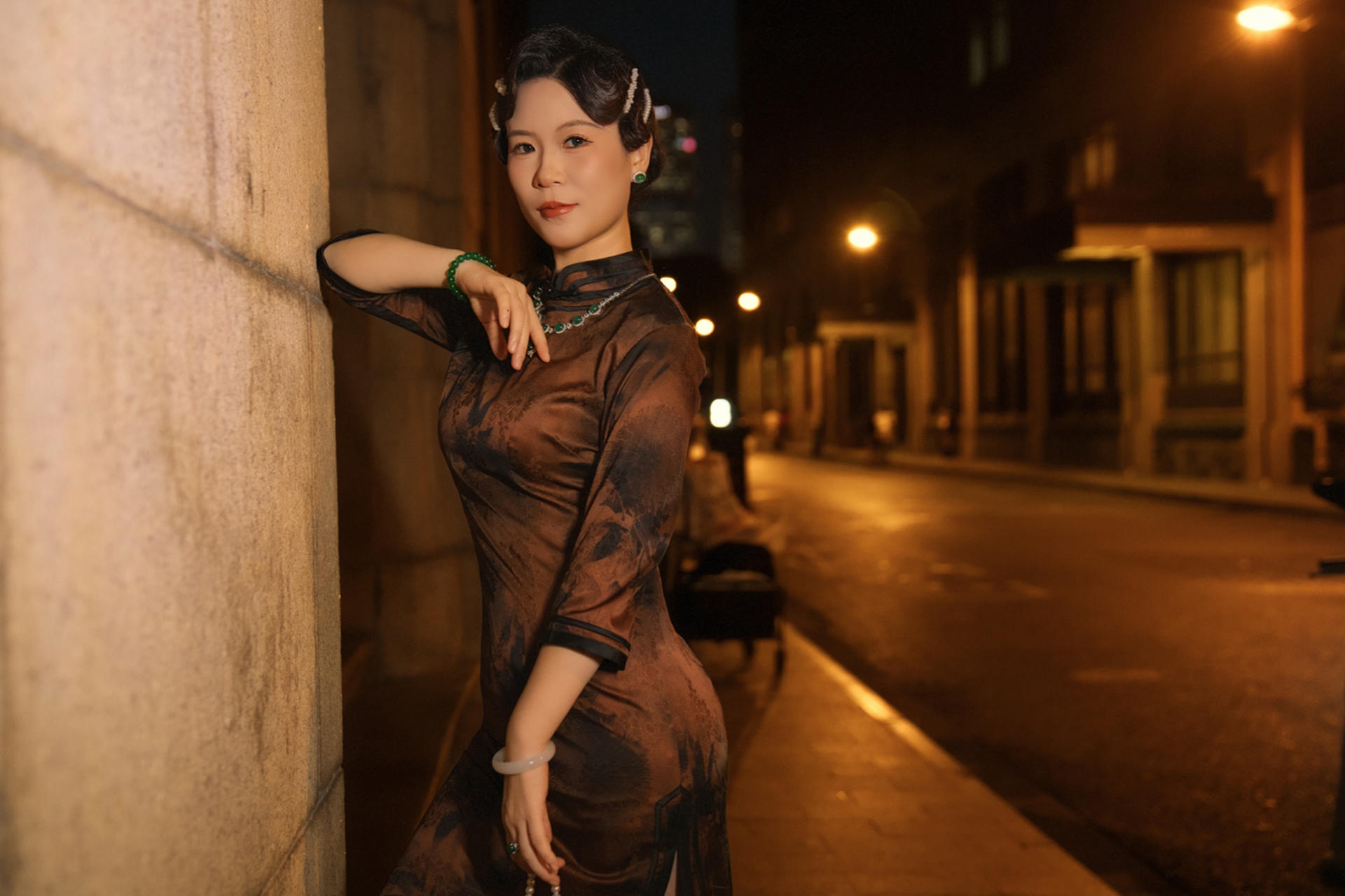 Shanghai Clothing Qipao Personal Rental - Thumbnail 5