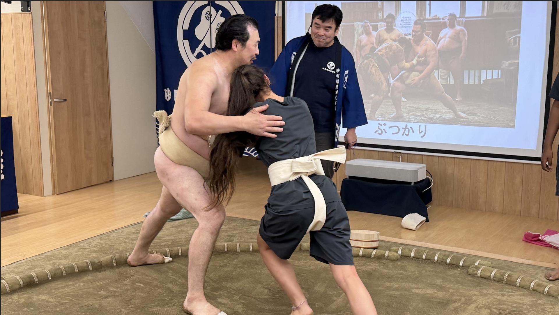 Authentic Sumo Show & Experience in a Local Tokyo Street - Thumbnail 10
