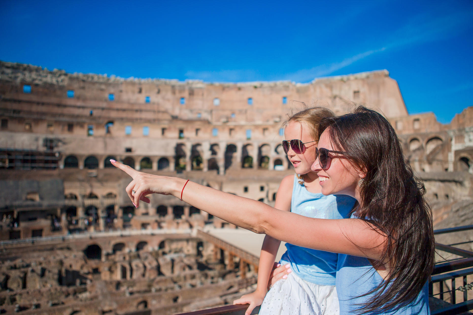 Rome Family-Friendly Colosseum Gladiator Tour - Thumbnail 9