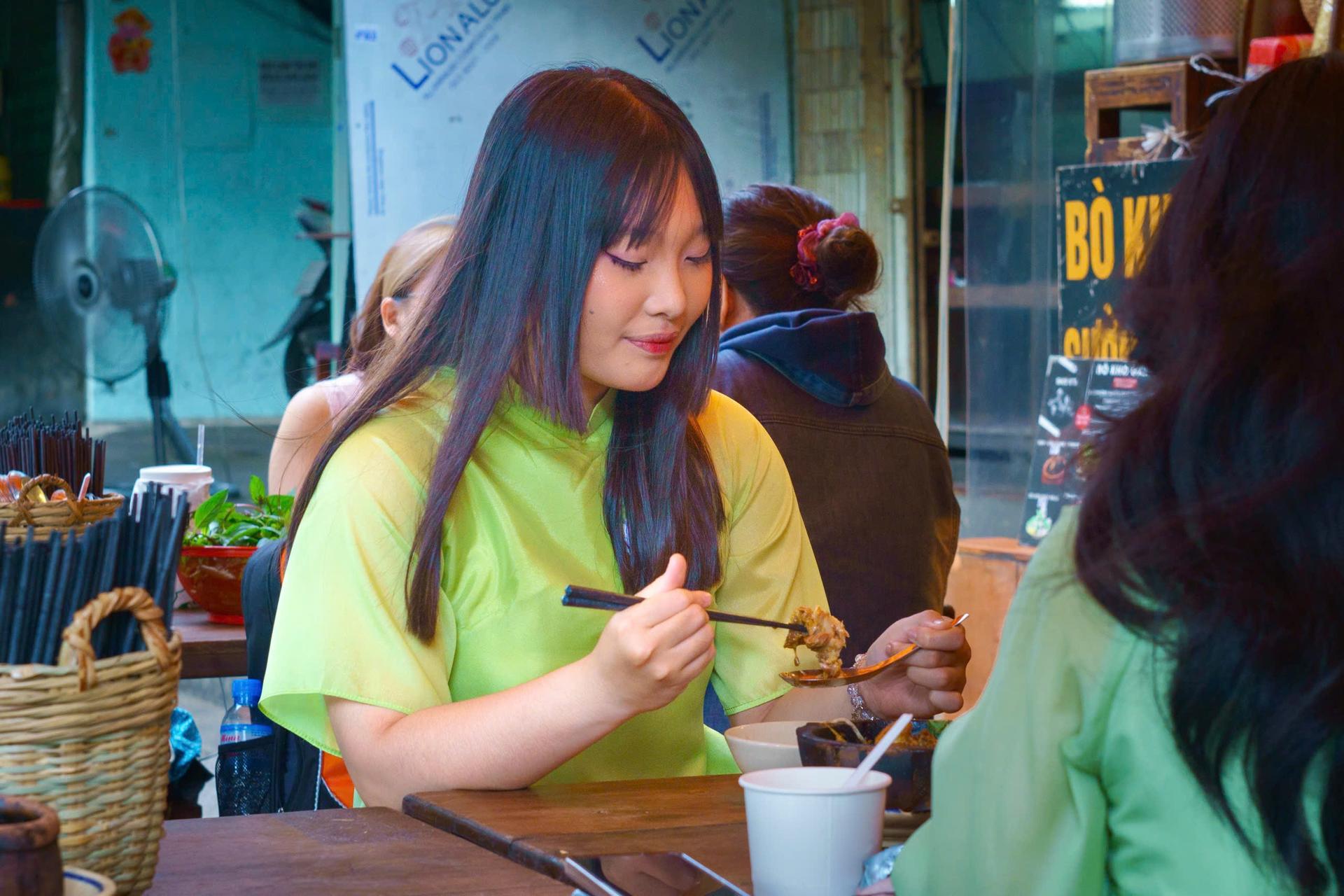 Ho Chi Minh City: Street Food Tour with 12 Tastings - Thumbnail 51
