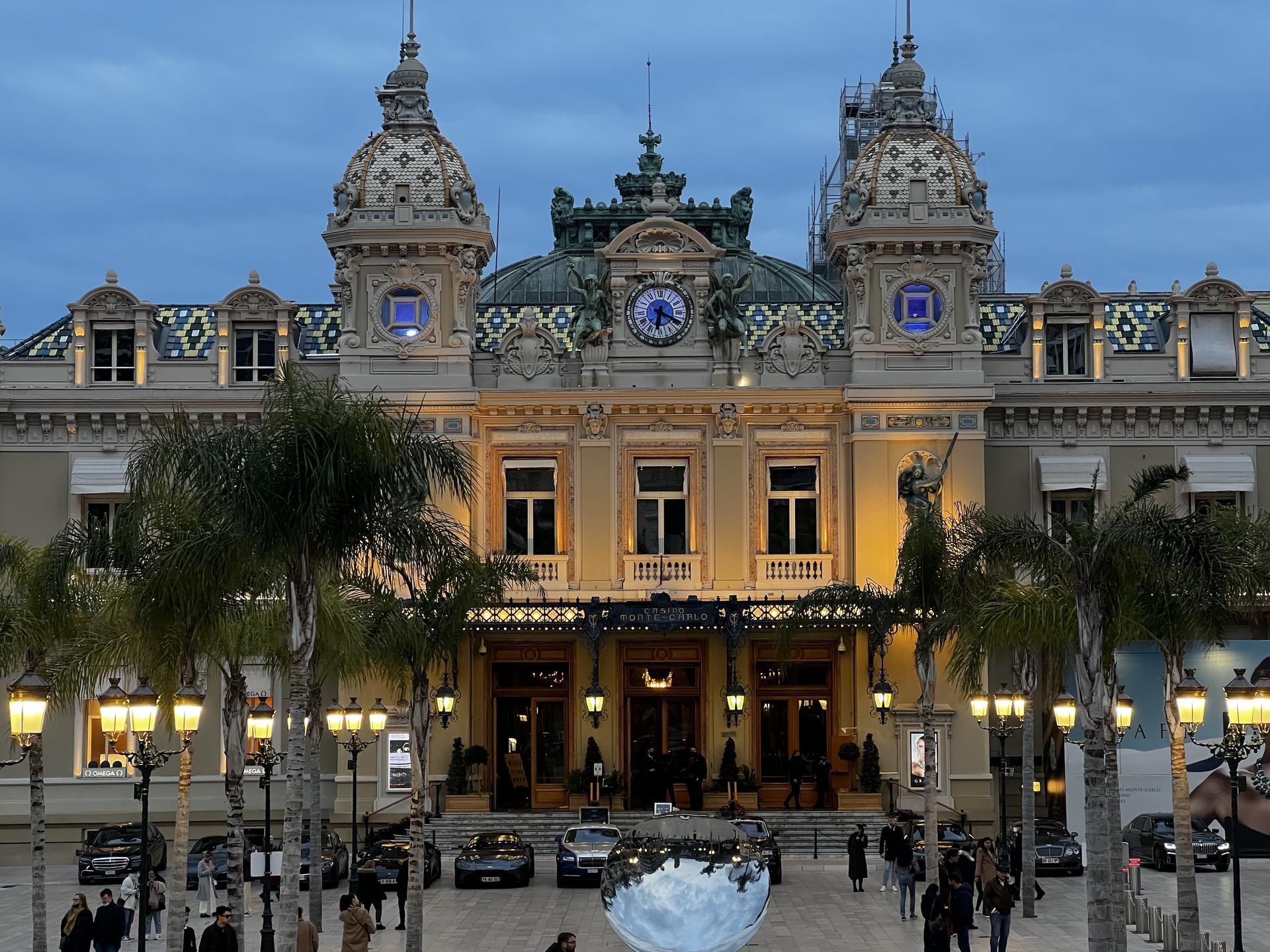 Private guided night tour in Monaco - Thumbnail 5