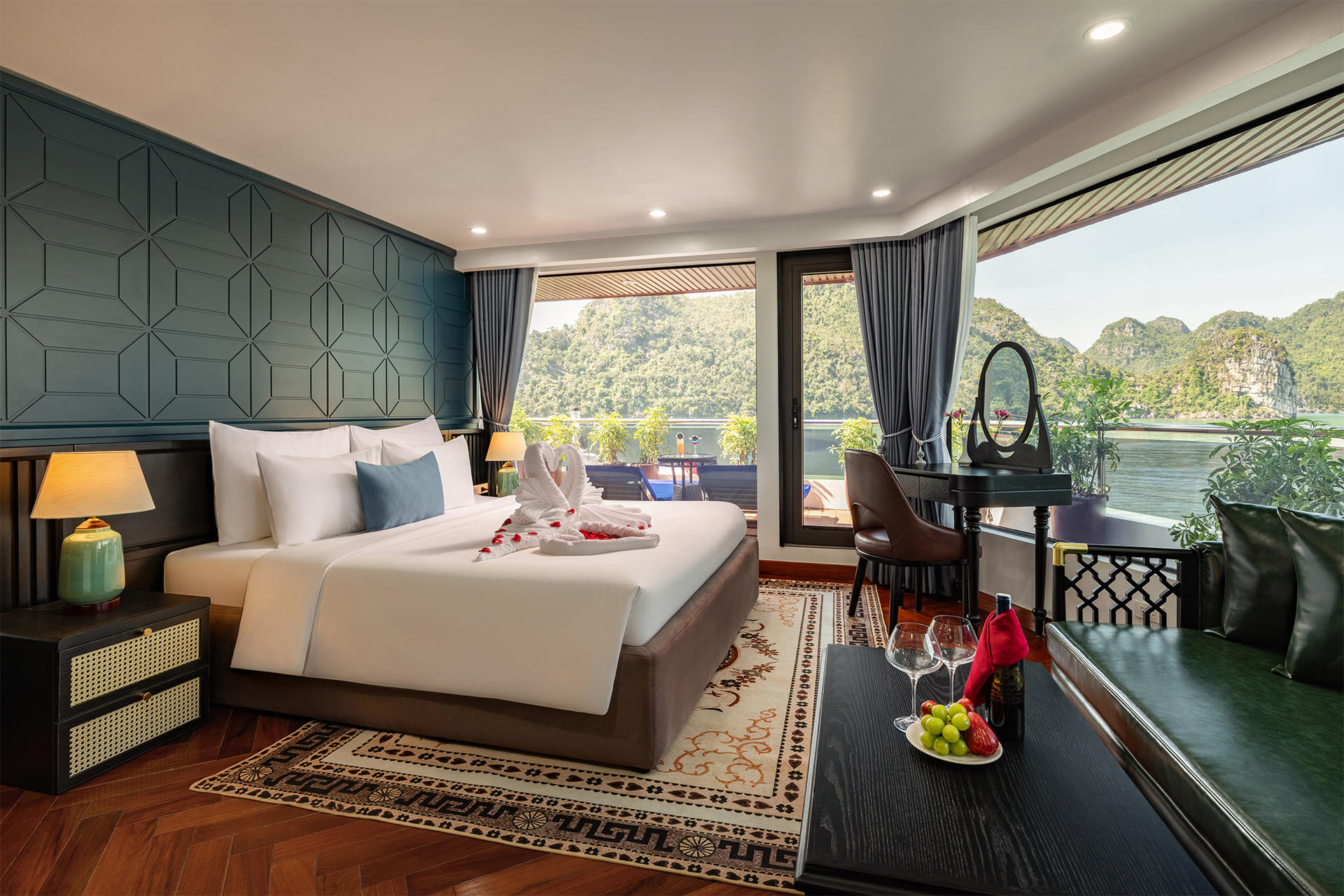 Aqua Luxury 2D1N Cruise: Ha Long Bay & Lan Ha Bay Tour - Thumbnail 4