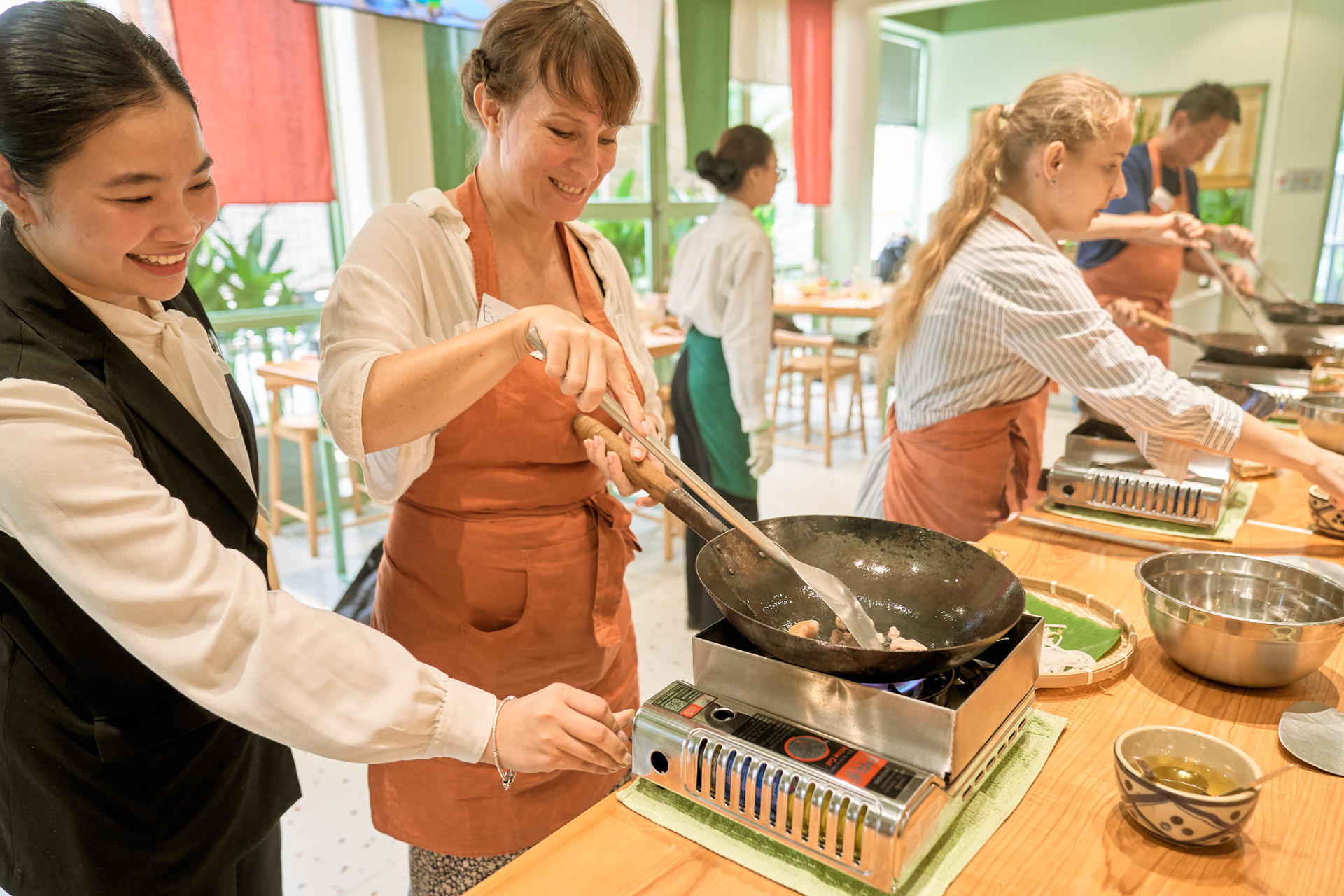 M.O.M Cooking Class in Saigon - Thumbnail 8