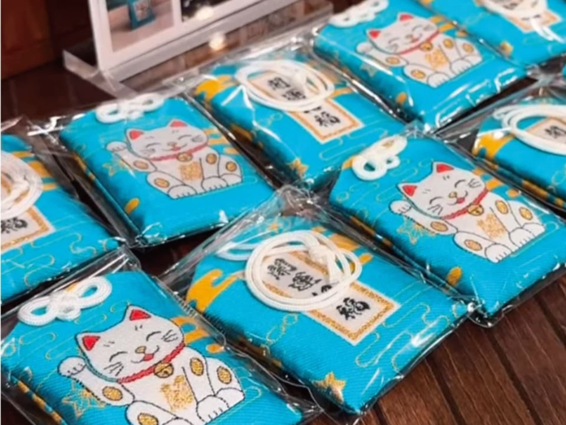 [KAZARU MARKET] Lucky Cat Charm Crafting, Shrine Visit & Kanji Name  - Image 1