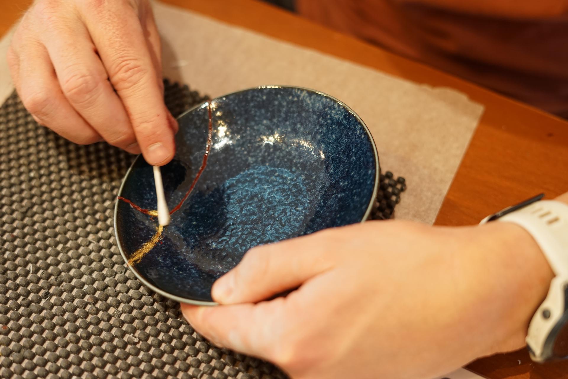 Kyoto: Kintsugi Workshop in Gion - Japanese Gold Repair - Thumbnail 2