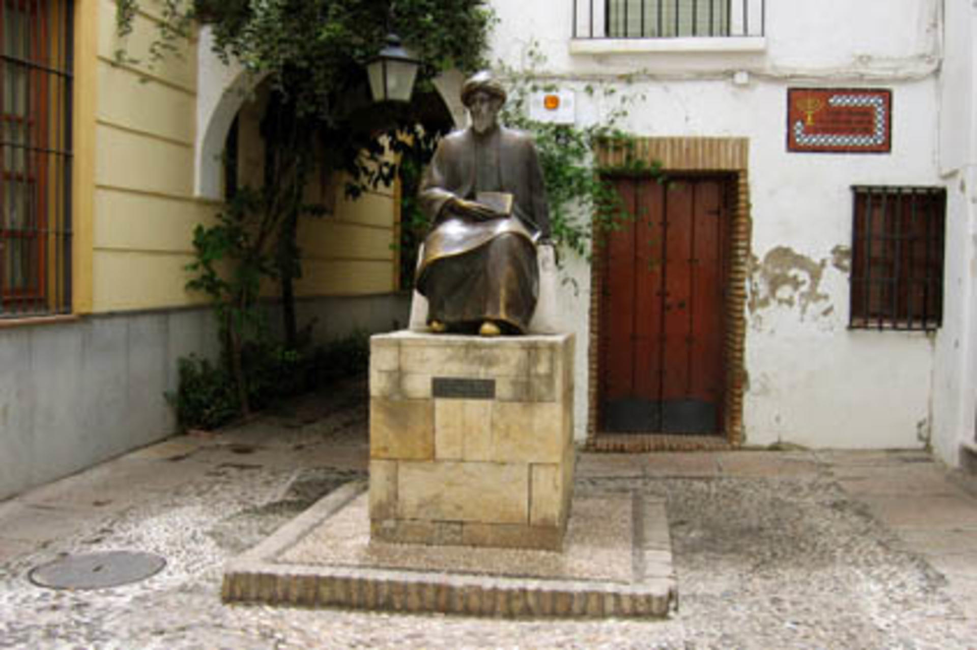 Mosque of Cordoba and Jewish Quarter Day Tour - Thumbnail 5