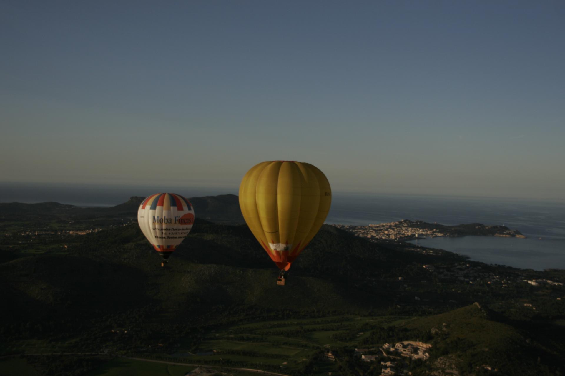 Hot air Balloon Mallorca Sunset - Thumbnail 13