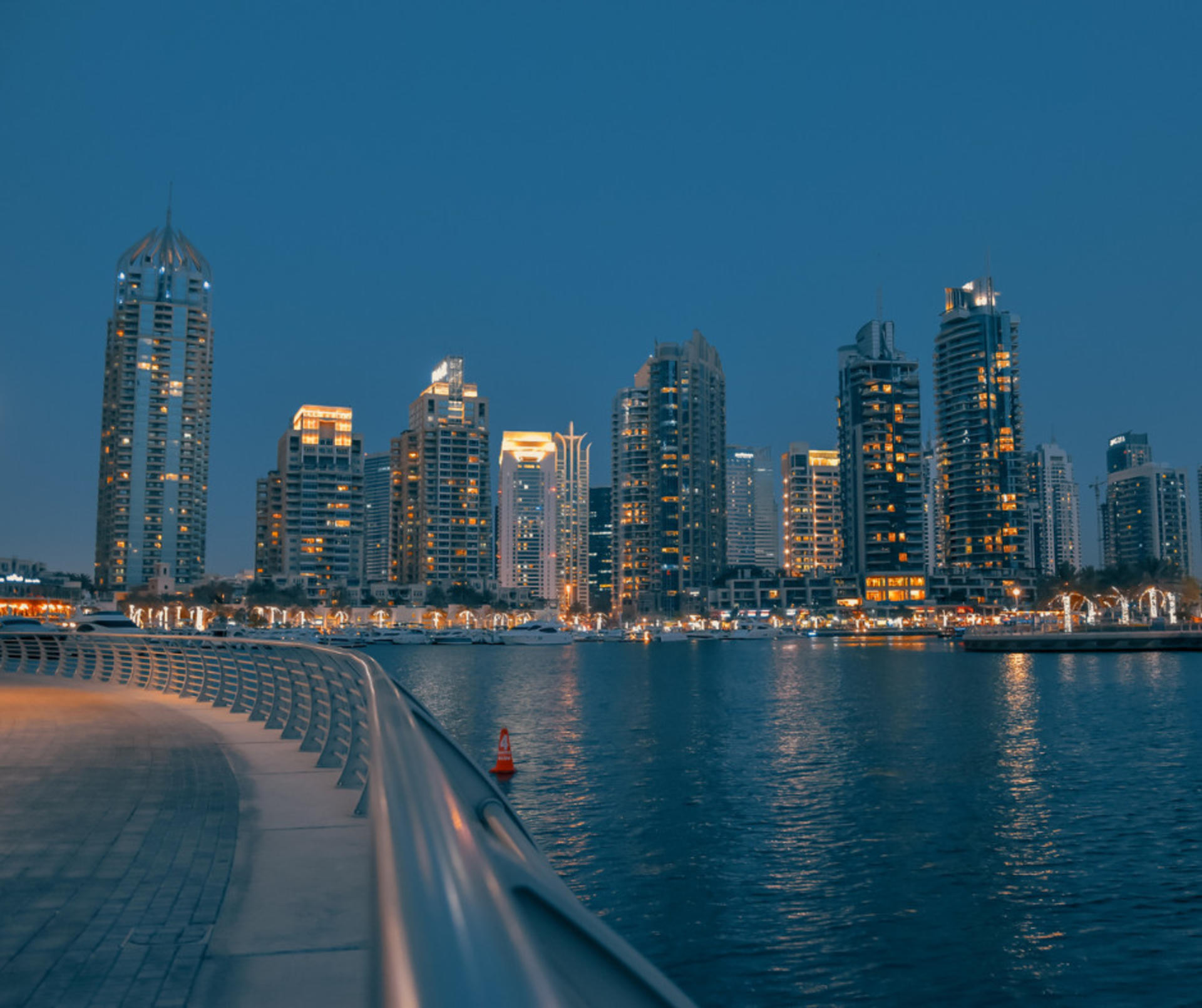 Marina Bay Night Walk with Spectra & Garden Rhapsody - Image 1