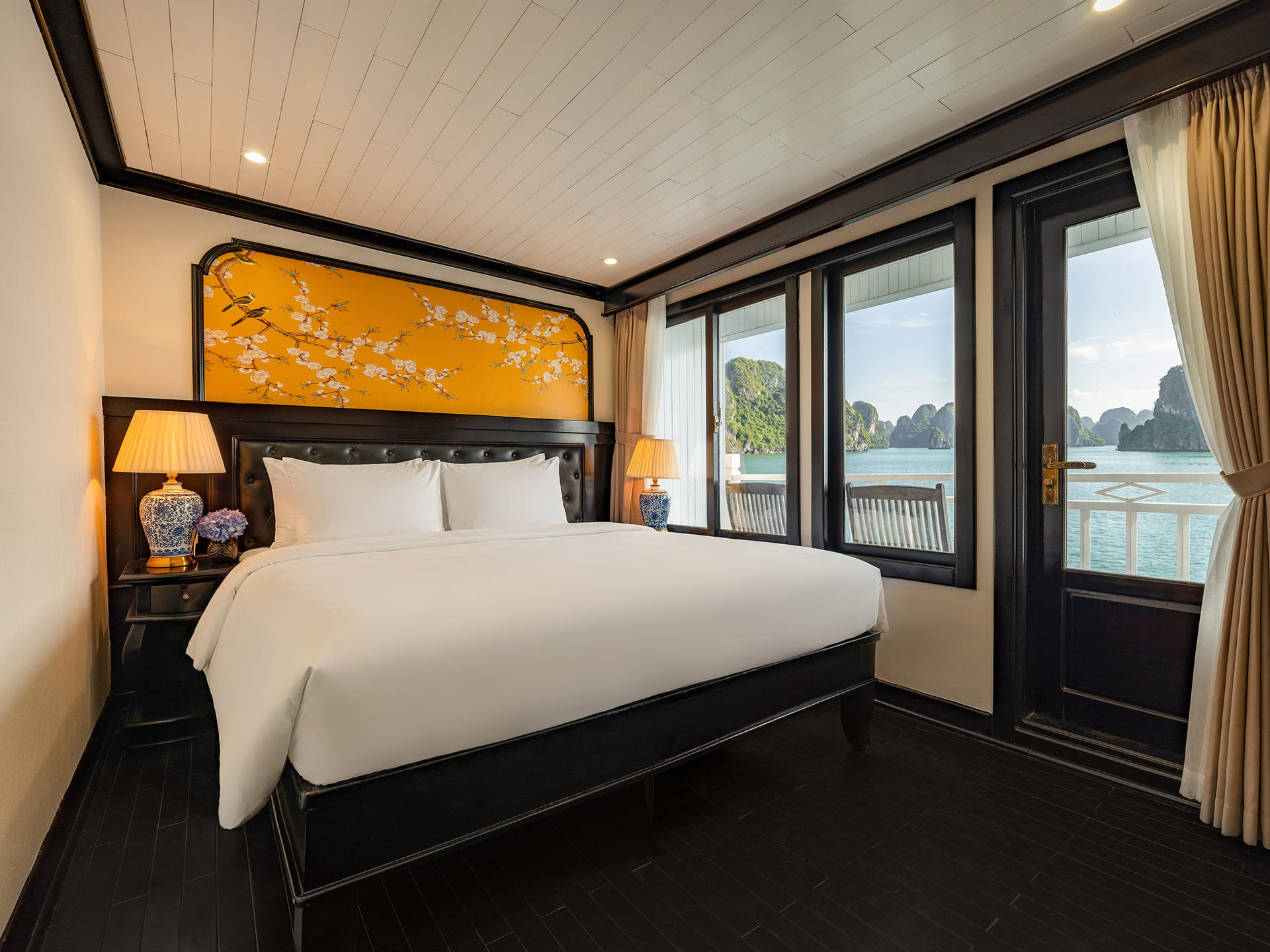 Cozy Bay Grand 2D1N Cruise: Ha Long Bay, Sung Sot, Ti Top - Thumbnail 12