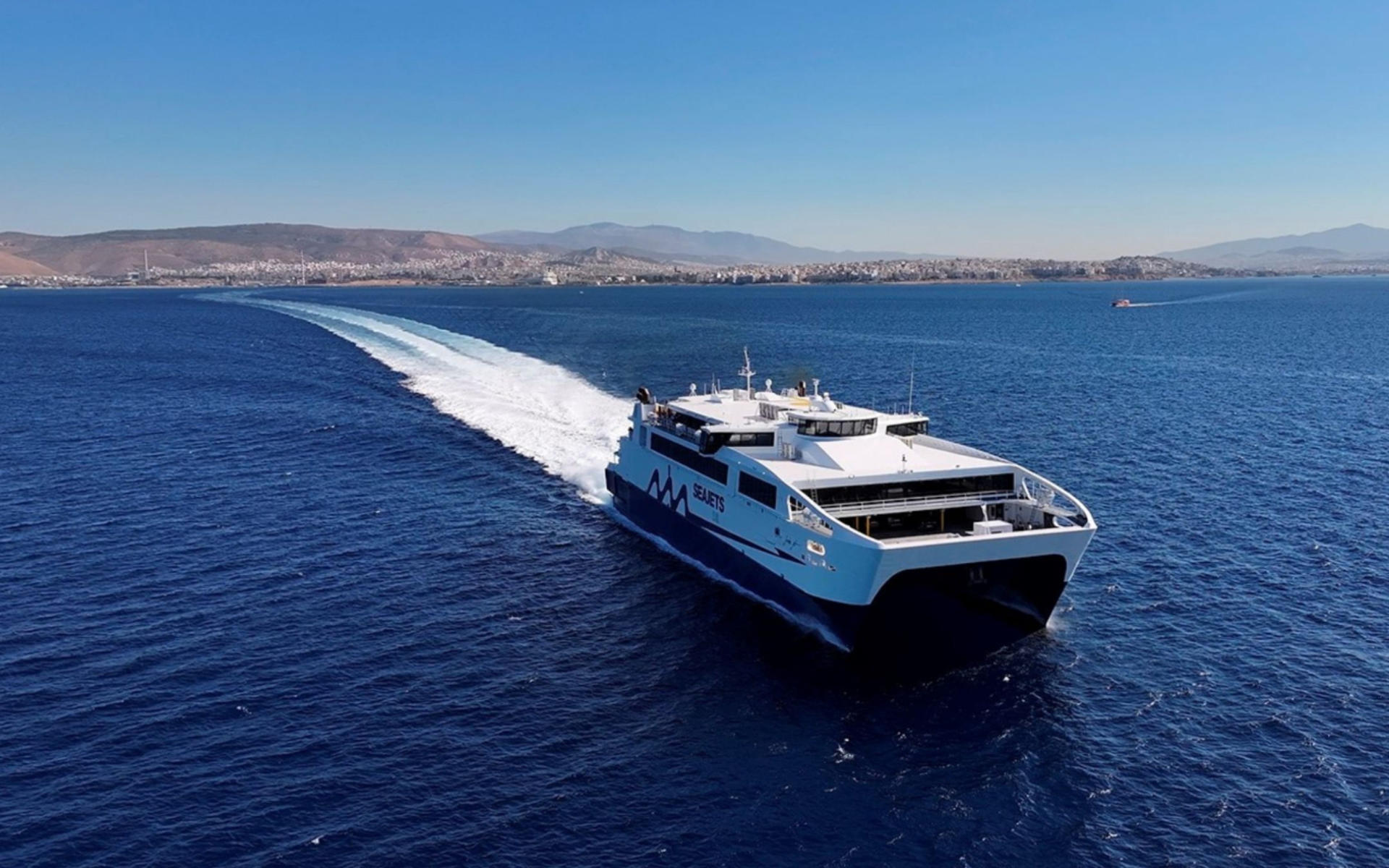 Athens - Santorini Ferry Ticket - Thumbnail 8
