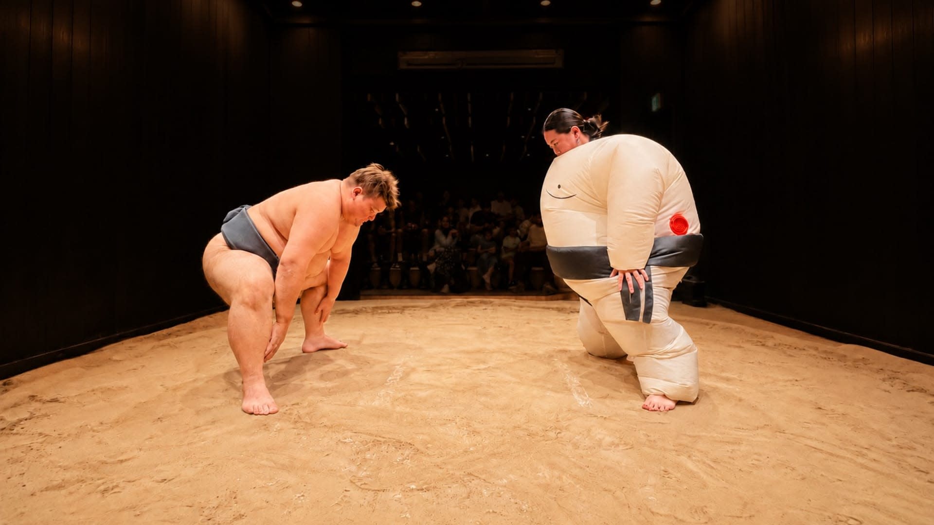 Kyoto Gion Yasaka Sumo: Live Show & Ring Challenge with Drink - Thumbnail 7
