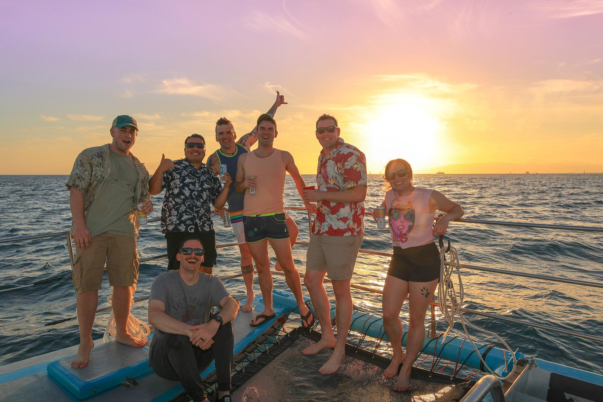 Waikiki Sunset Cruise - Thumbnail 7