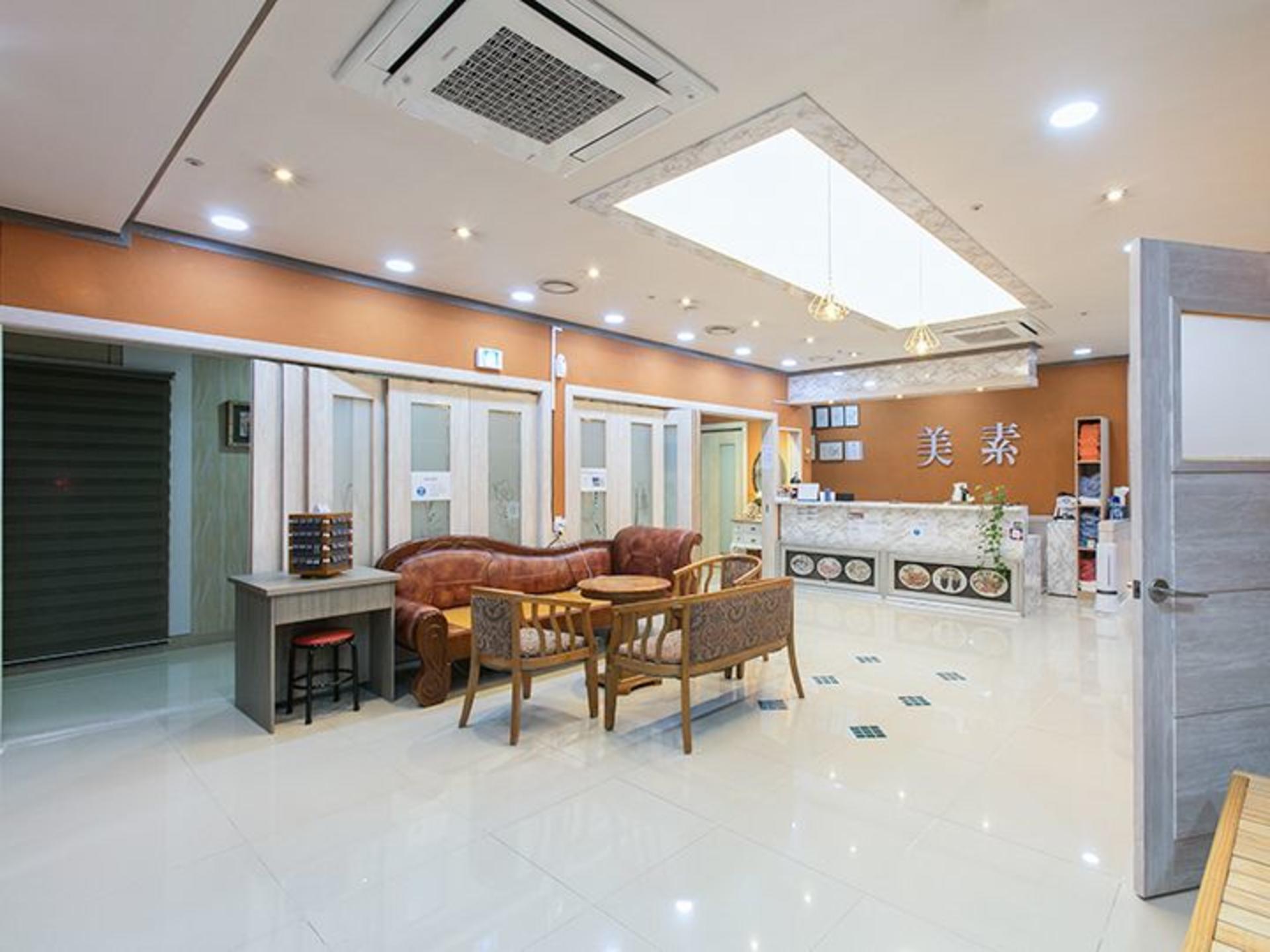 Sauna, Body Scrub & Massage Experience in Seoul - Thumbnail 8