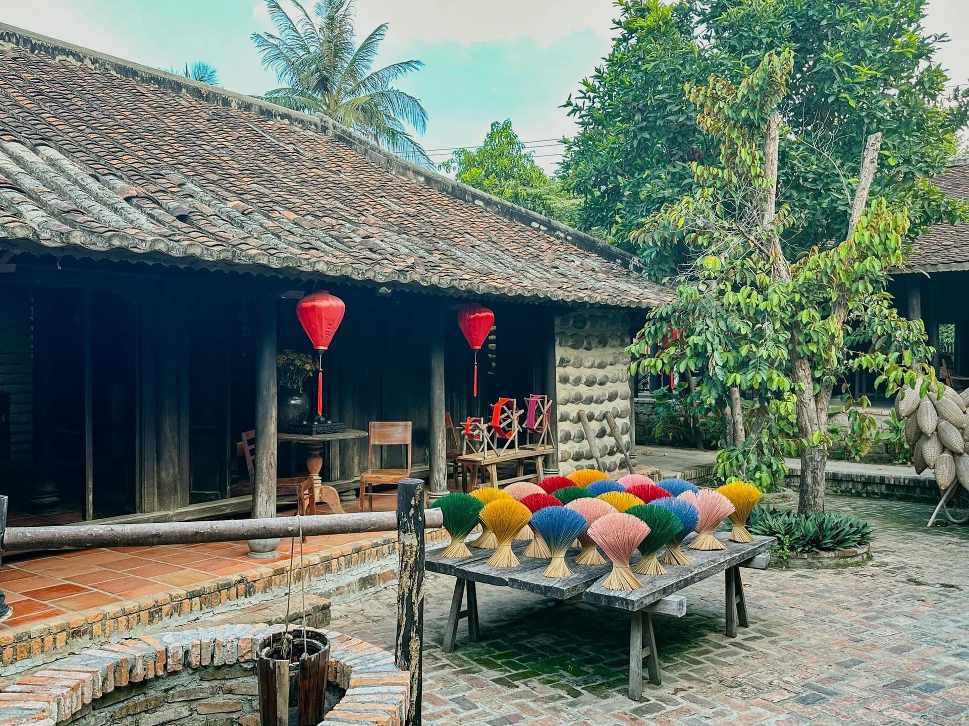 Private Check-out Tour: I-Resort, Local Dinner, & Airport Drop-off - Thumbnail 6