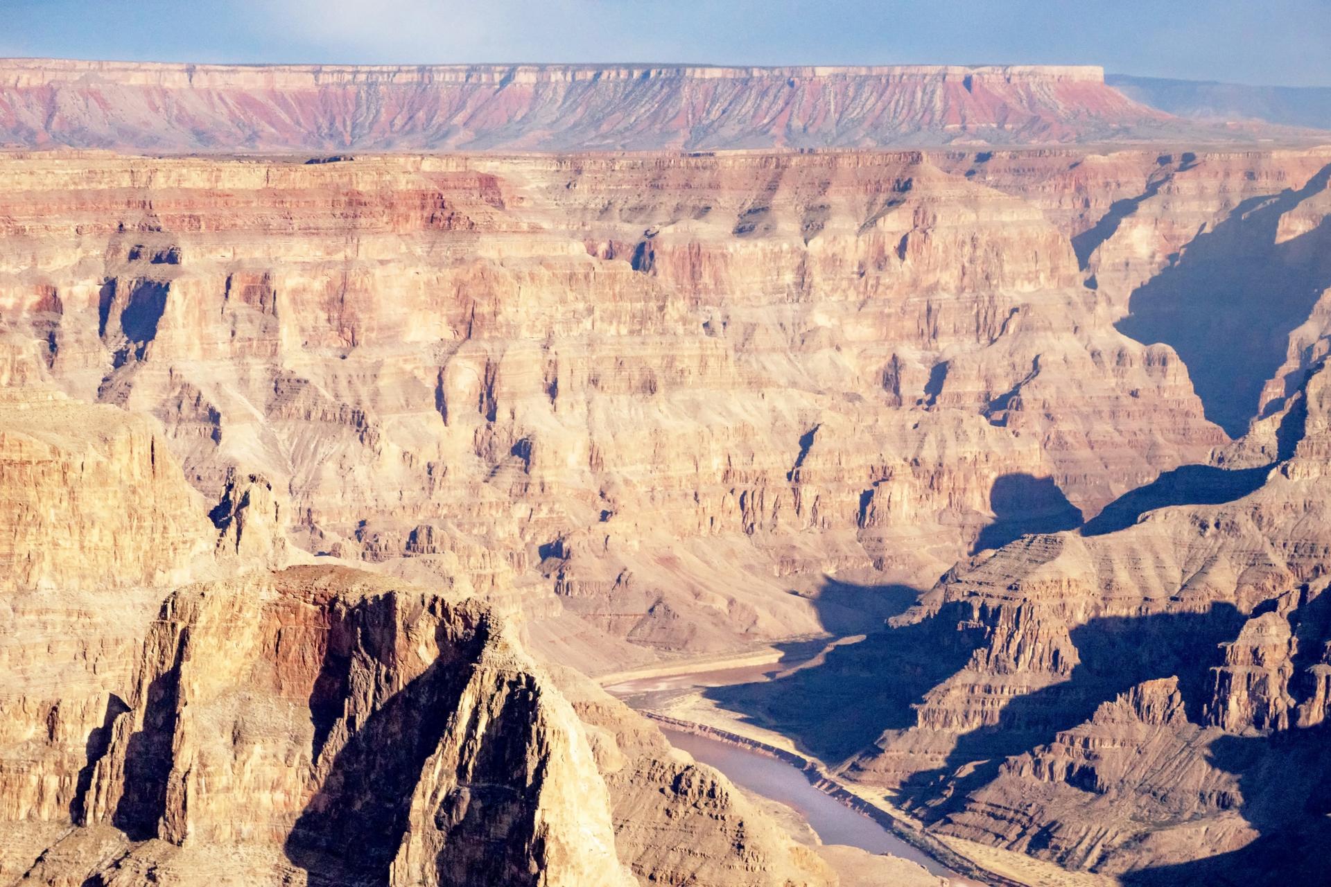 King of Canyons Helicopter Tour (with Landing) from Las Vegas - Thumbnail 9